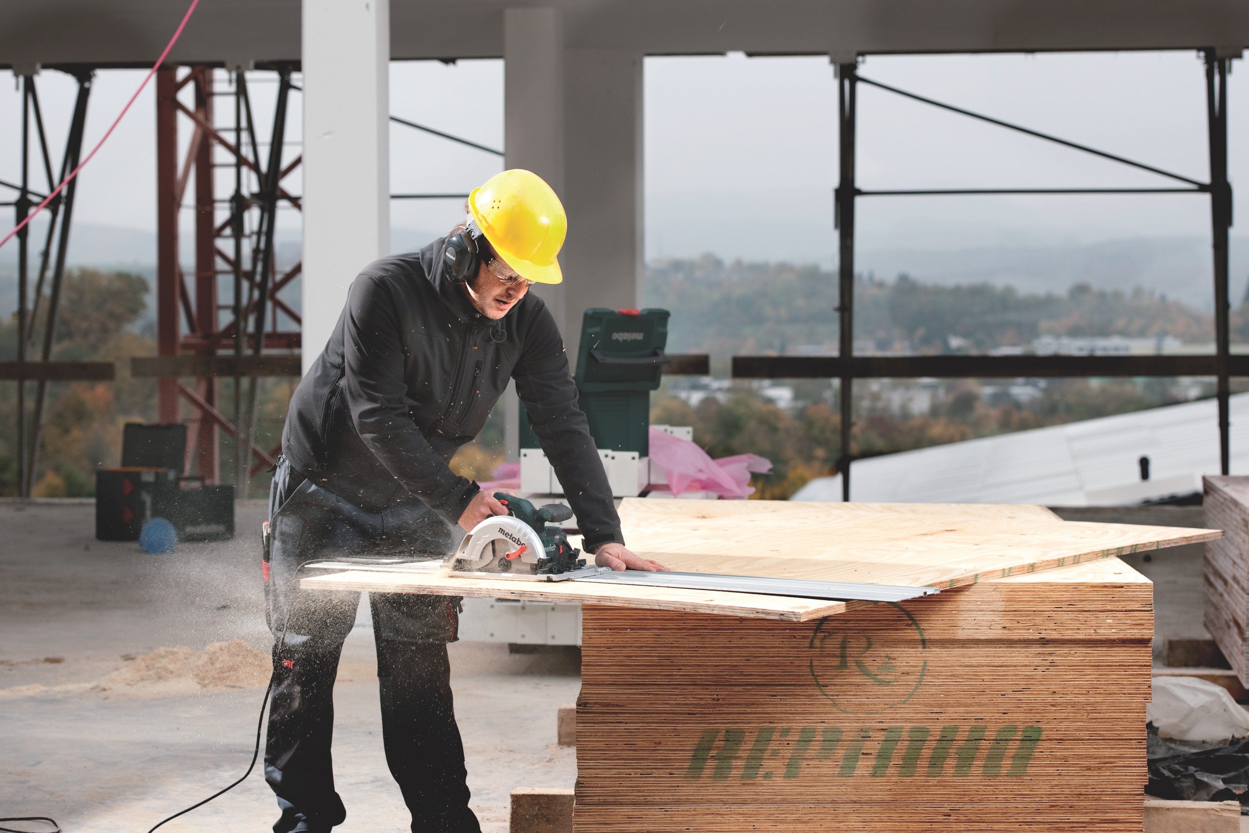 Циркулярная пила Metabo KS 55 FS фото 5