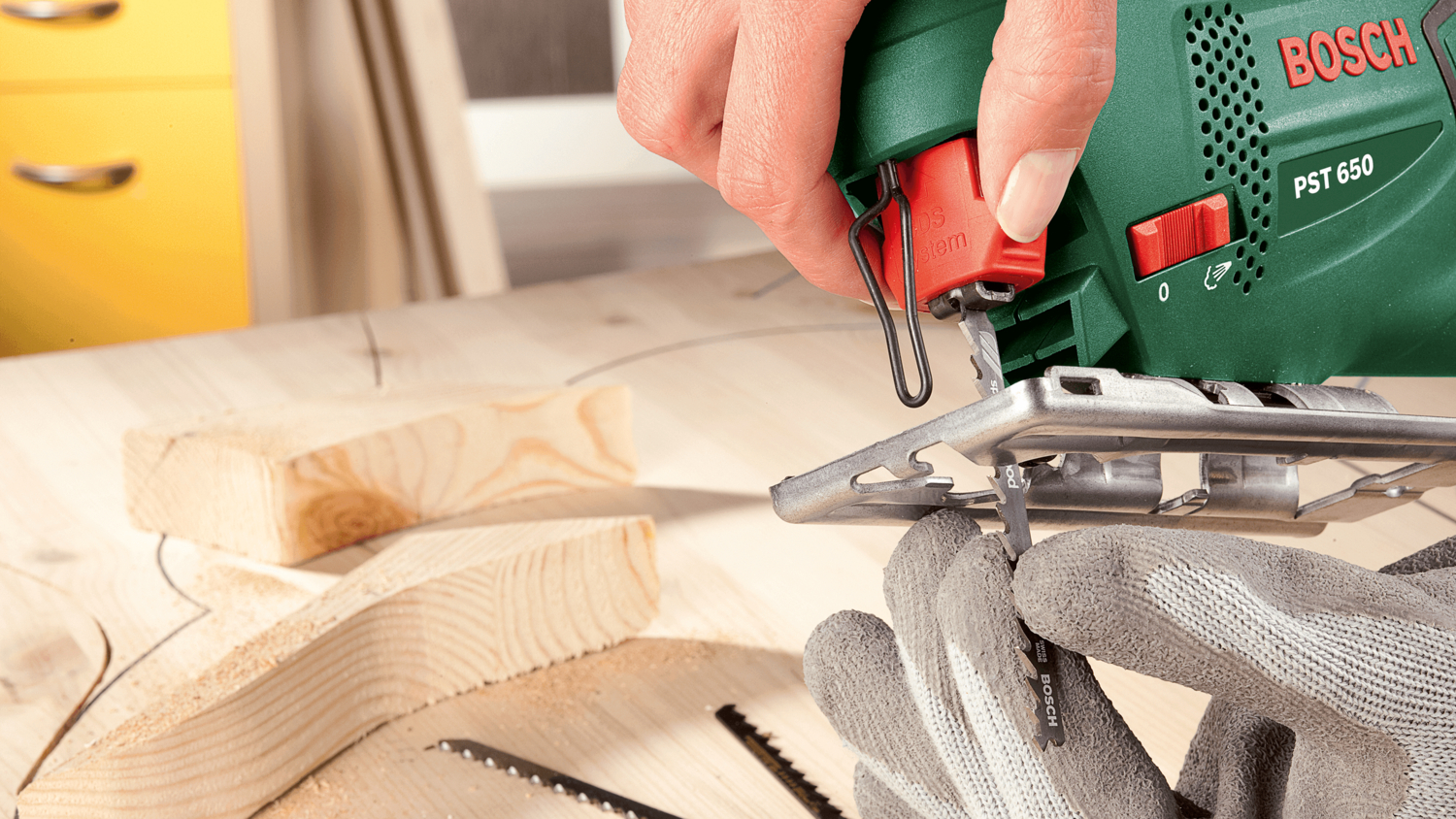 Електролобзик Bosch PST 650 (0.603.3A0.720)фото