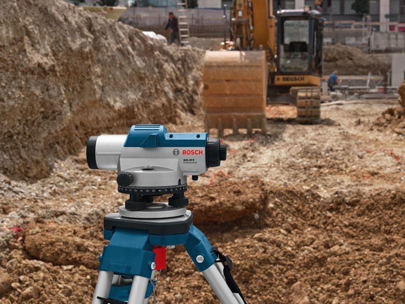 Оптический нивелир Bosch GOL 20D фото