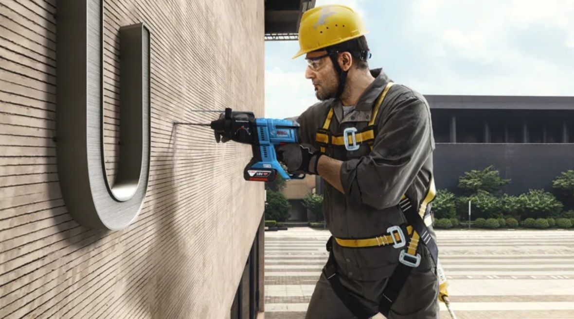 Перфоратор Bosch Professional GBH 180-LI без АКБ и ЗУ (0.611.911.120) фото 7