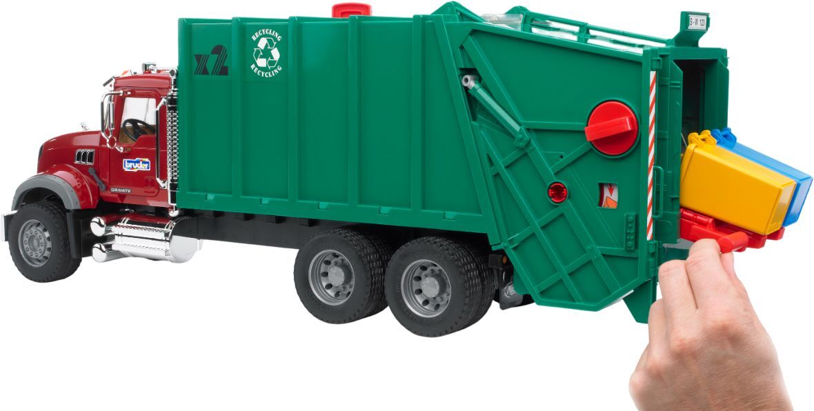 Мусоровоз Bruder 1:16 Mack Granite (02812) фото 4