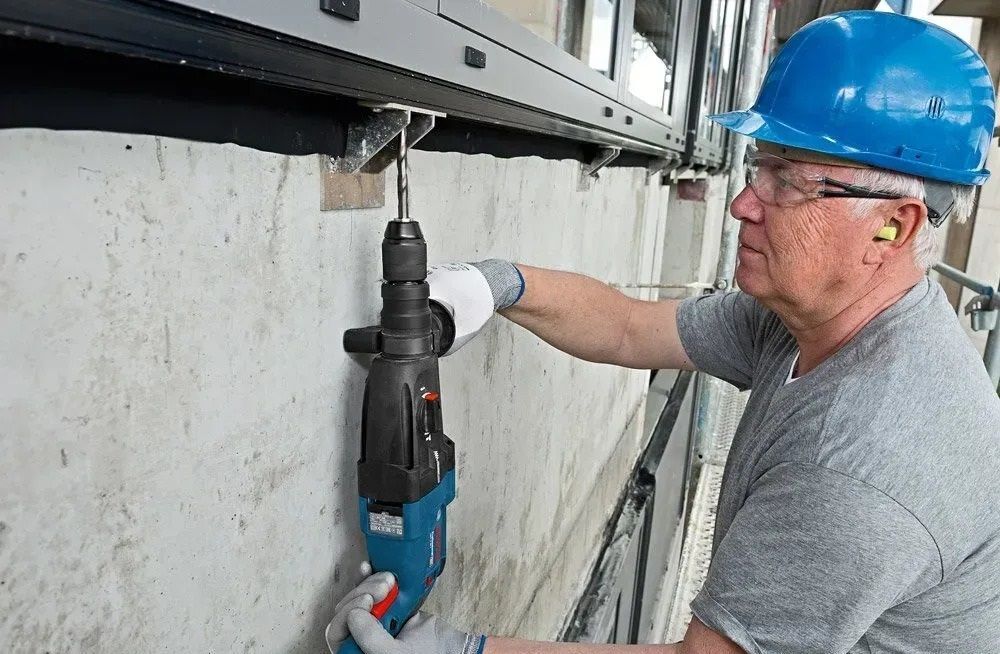 Перфоратор Bosch Professional GBH 2-28 F (0.611.267.600)фото