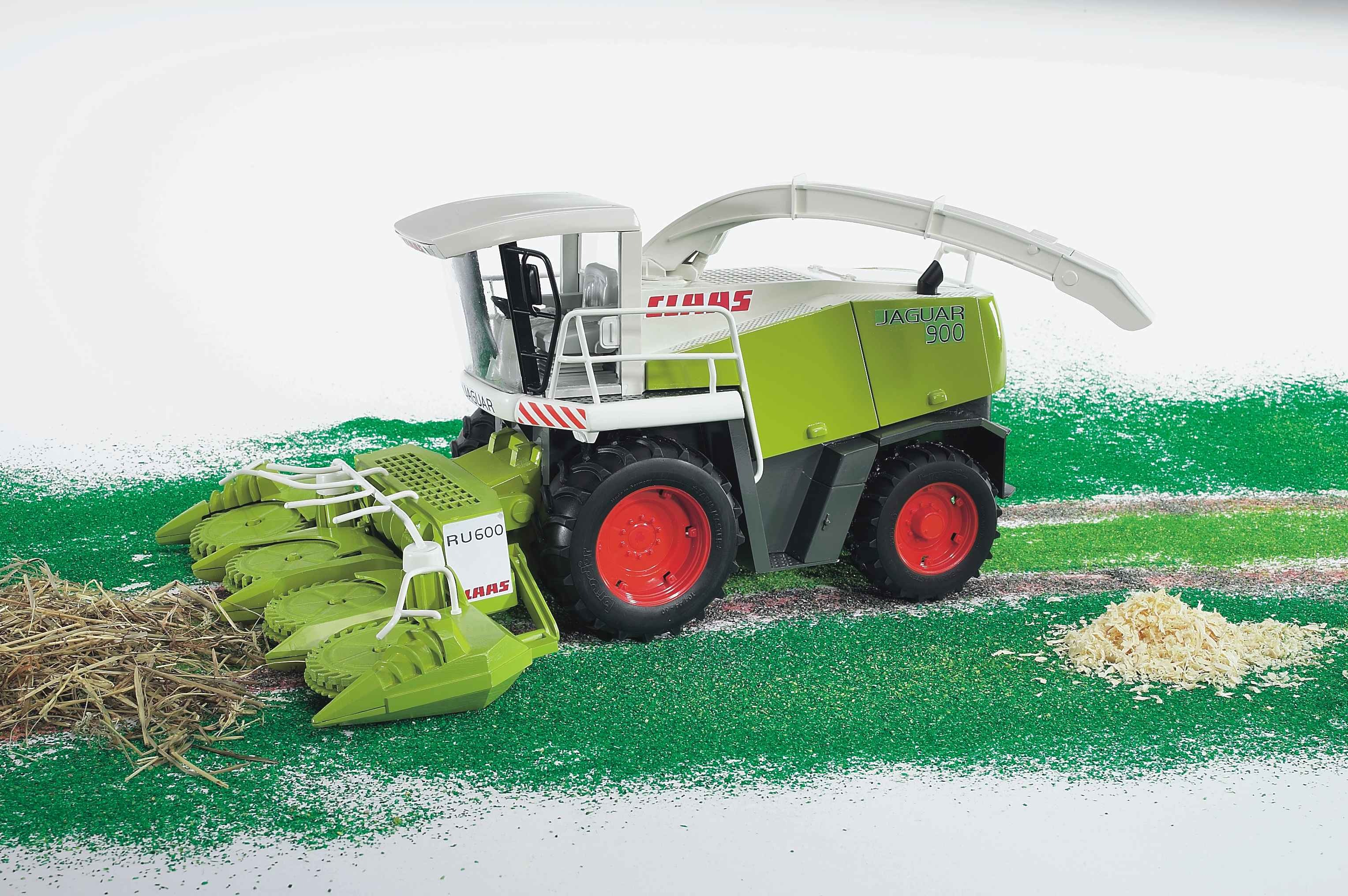 Комбайн BRUDER 1:16 Claas Jaguar 900 (2131) фото 