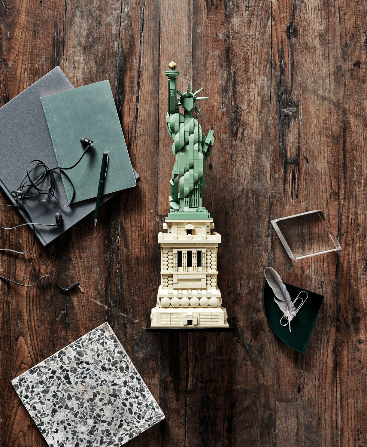 LEGO 21042 Architecture Статуя Свободы фото