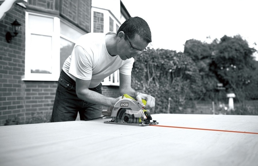 Циркулярная пила Ryobi RCS1600-K (5133002779) фото 8