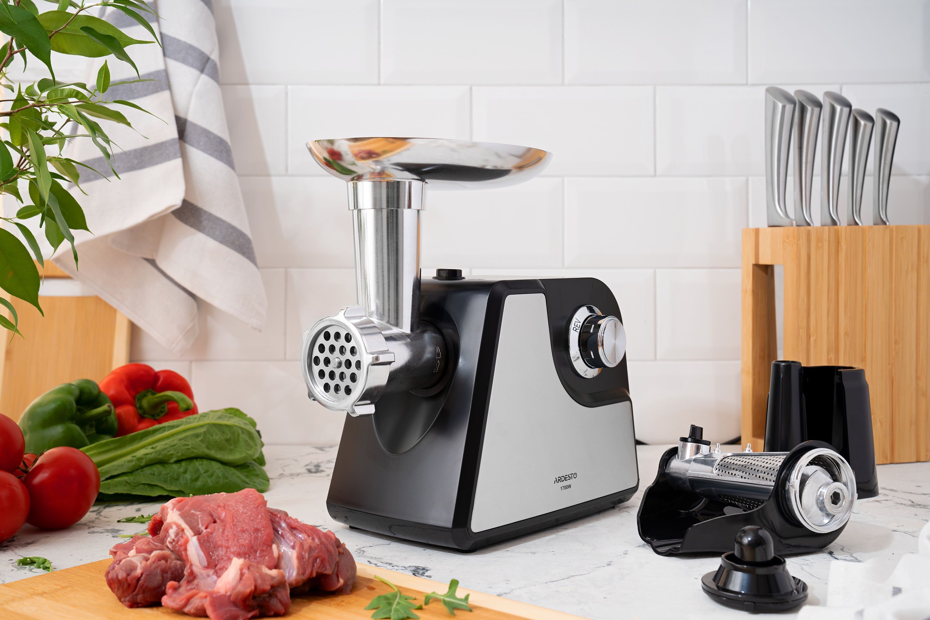 Мясорубка ARDESTO MGL-1790R фото 8