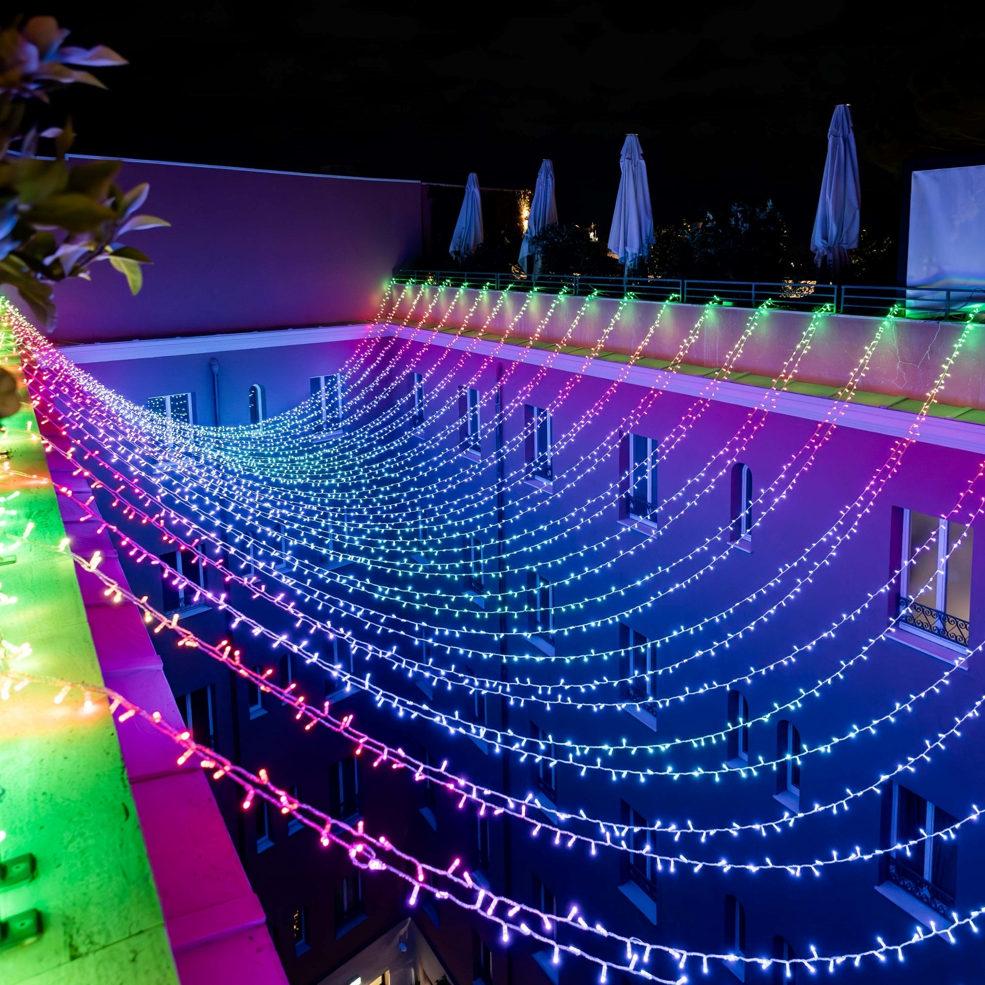Гирлянда для бизнеса Smart LED Twinkly Pro Strings RGB 250, двойная линия, Clear (TWP-S-CA-2X125STP-T) фото 