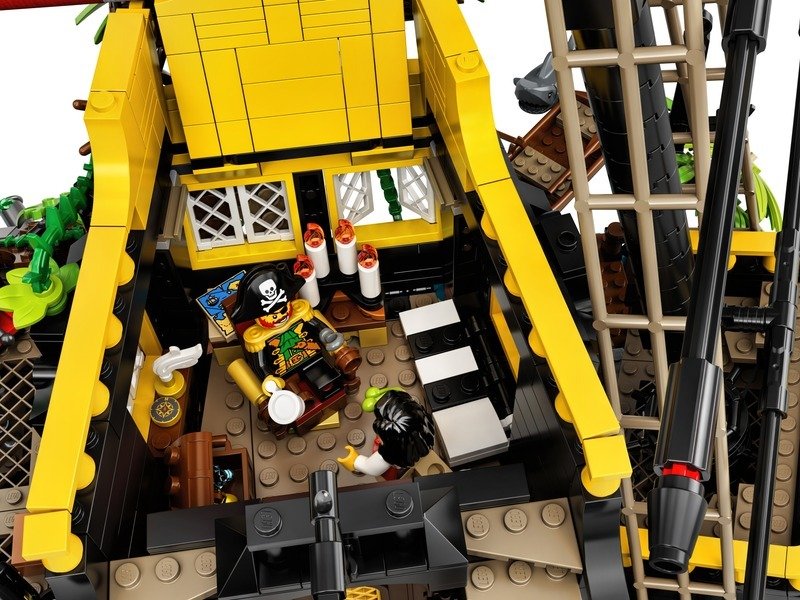 Конструктор LEGO Ideas Пираты из залива Барракуда 21322 фото 8