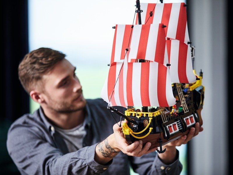 Конструктор LEGO Ideas Пираты из залива Барракуда 21322 фото 29