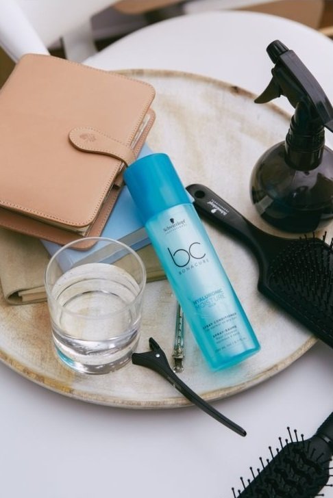 Спрей-кондиціонер для зволоження волосся BC Bonacure Moisture Kick 200 млфото3