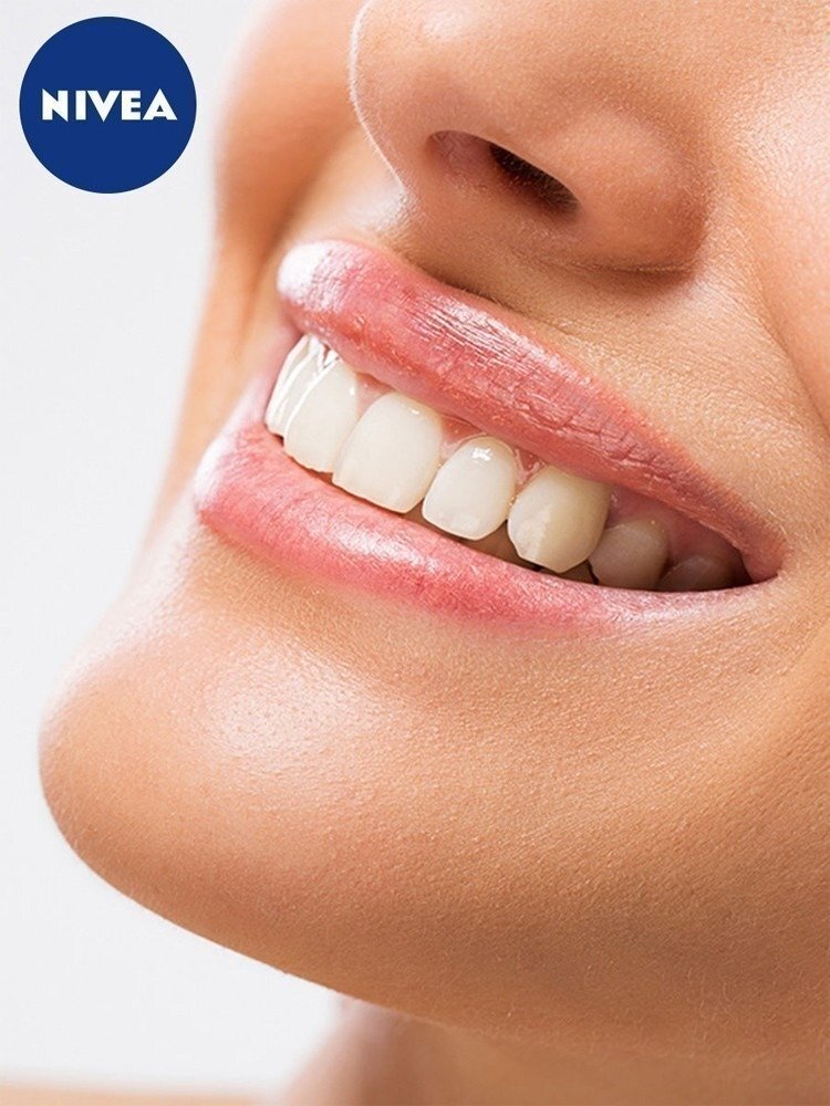 Бальзам для губ Nivea Полуничне сяйво 4,8гфото14