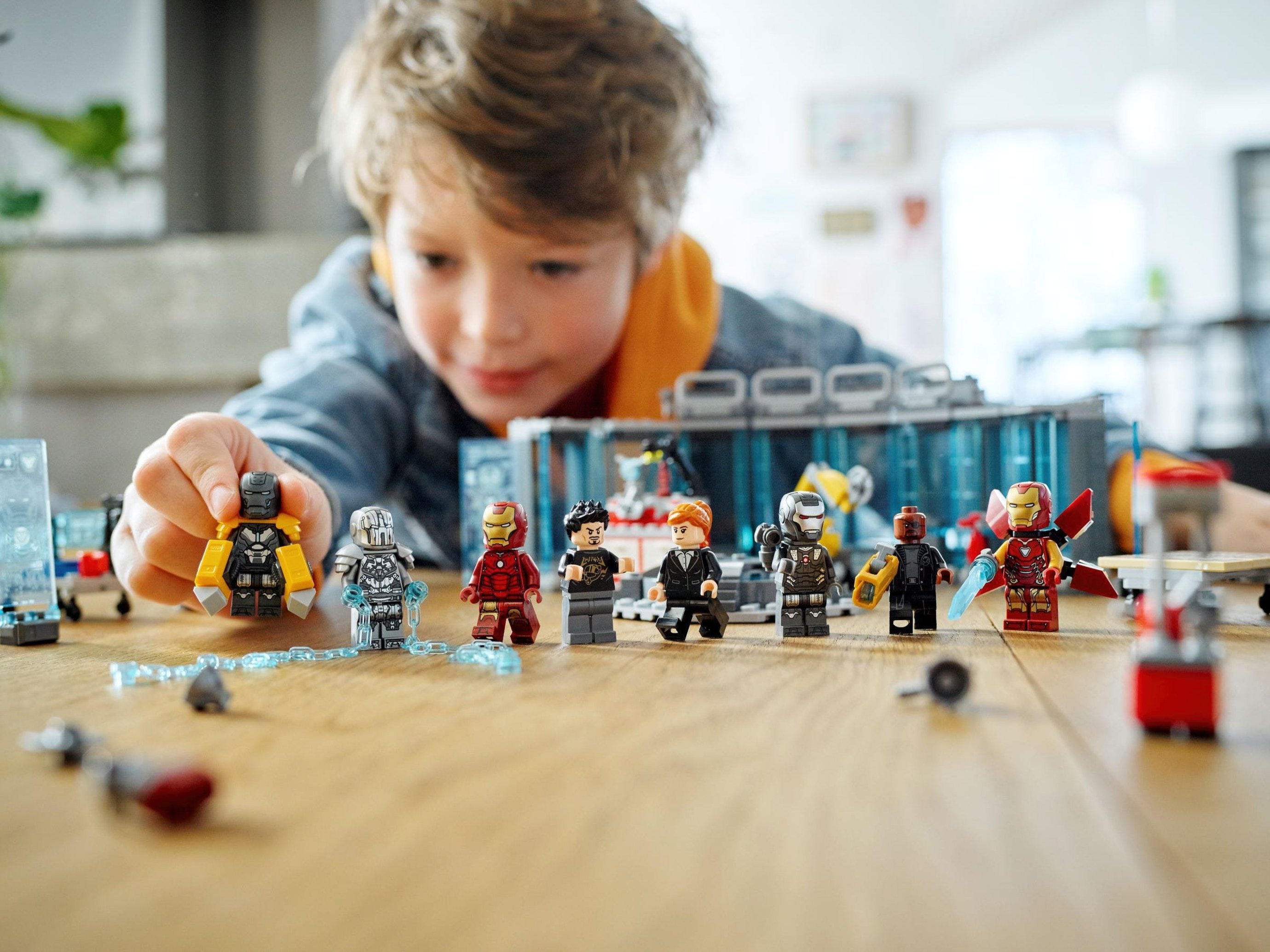 LEGO 76216 Super Heroes Броня Залізної Людинифото7