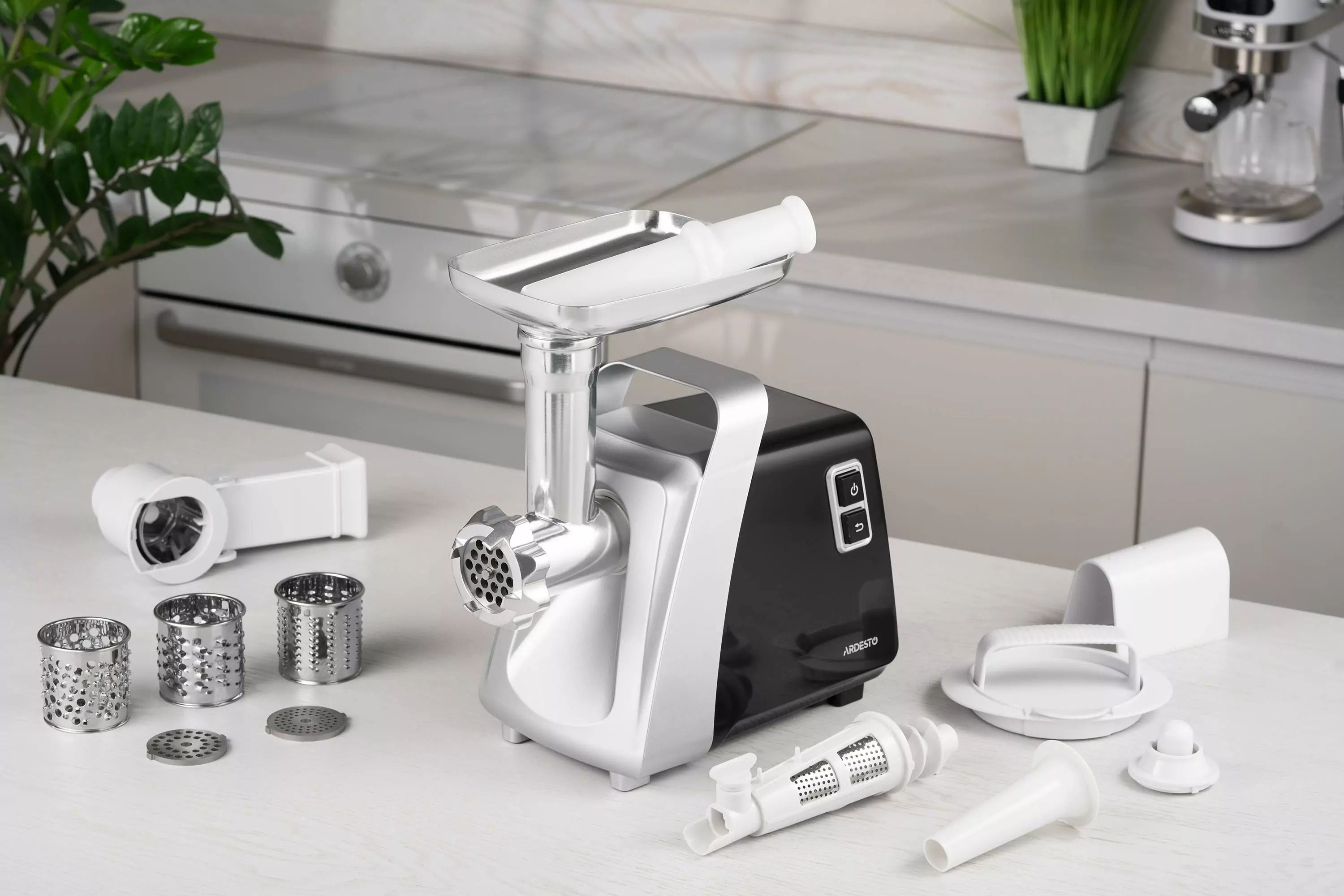 М'ясорубка ARDESTO MGK-2100фото