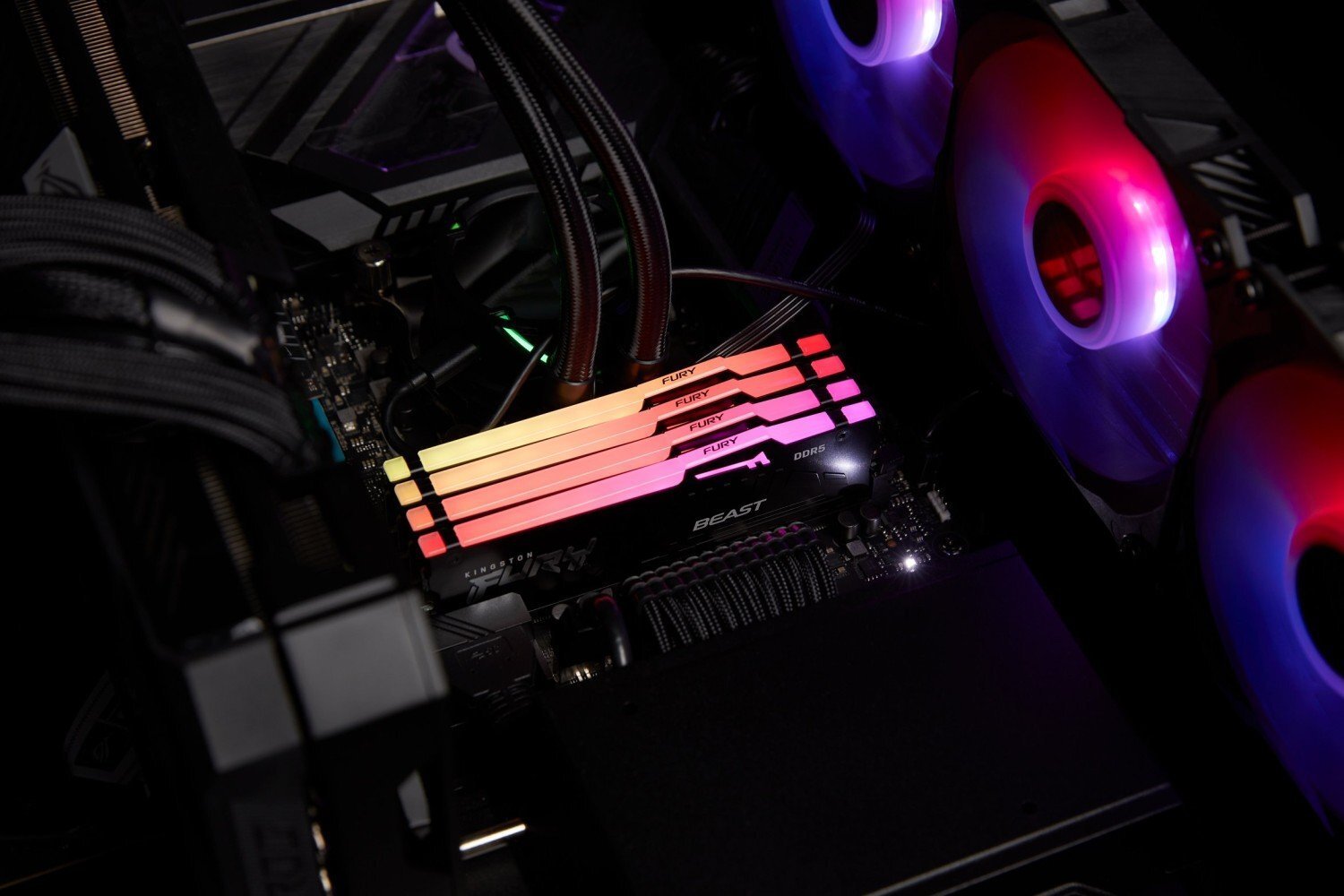 Память ПК Kingston DDR5 16GB KIT (8GBx2) 6000 FURY Beast RGB (KF560C40BBAK2-16) фото