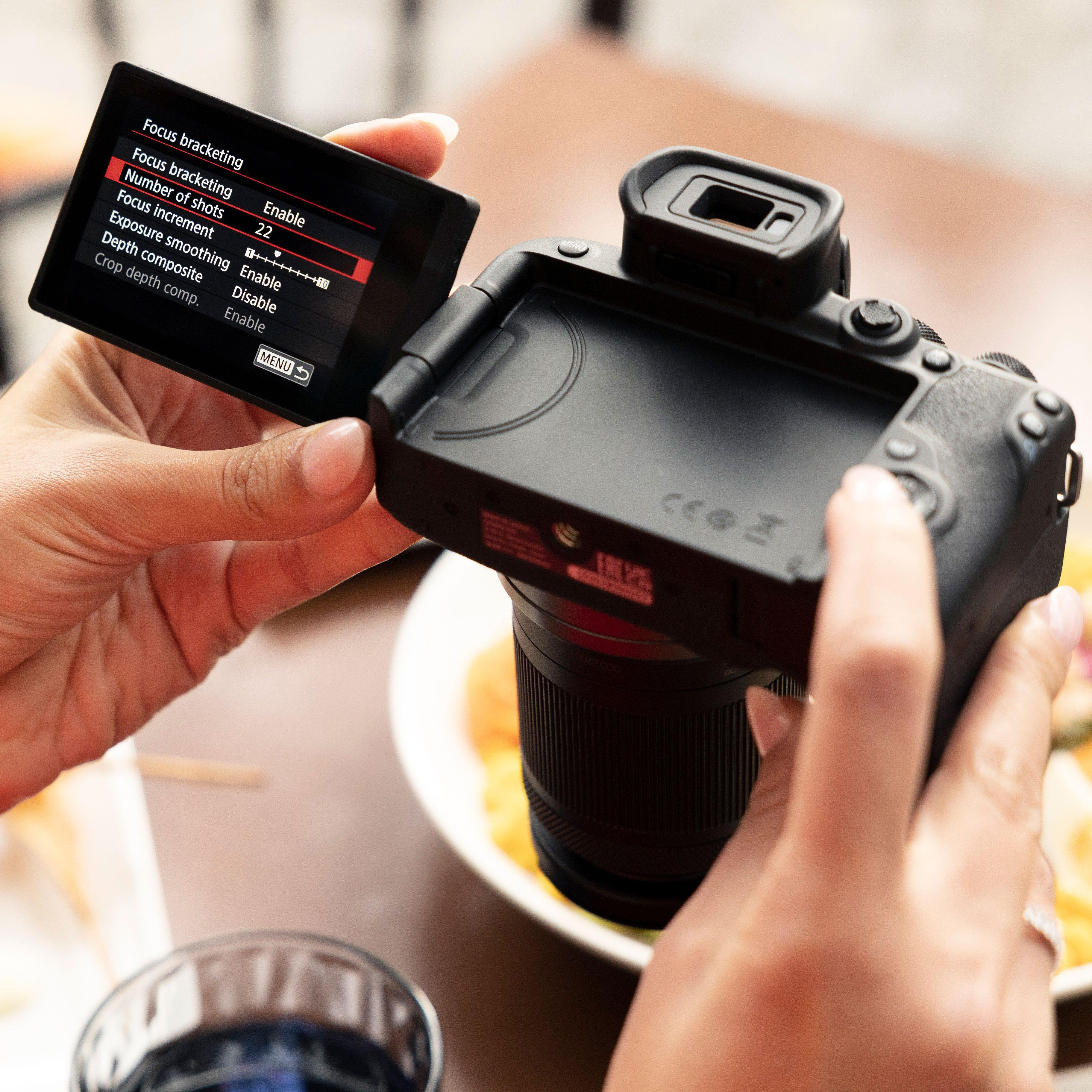 Фотоаппарат CANON EOS R10 + RF-S 18-150 IS STM (5331C048) фото 18