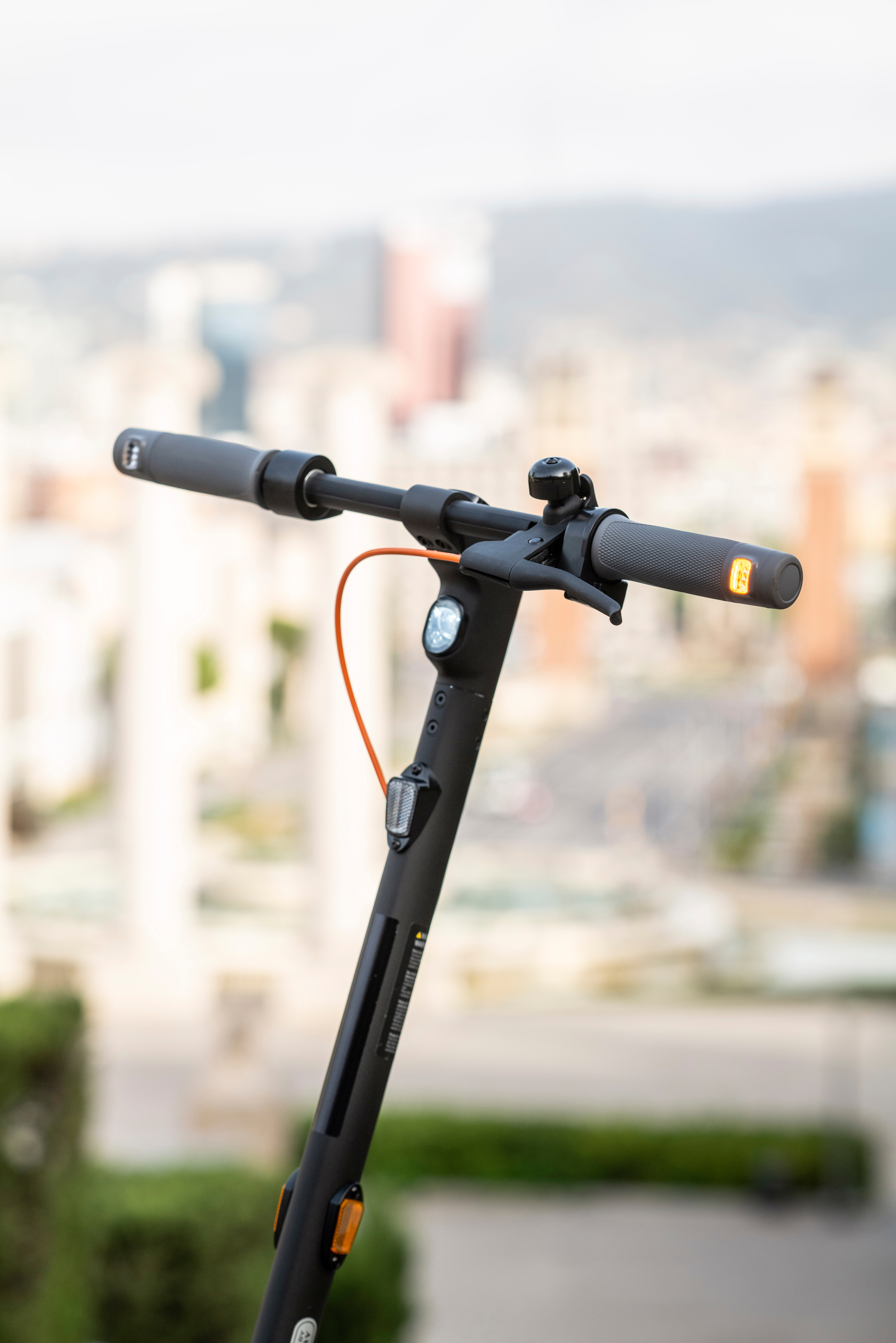 Электросамокат Segway-Ninebot F65I (AA.00.0010.97) фото 15