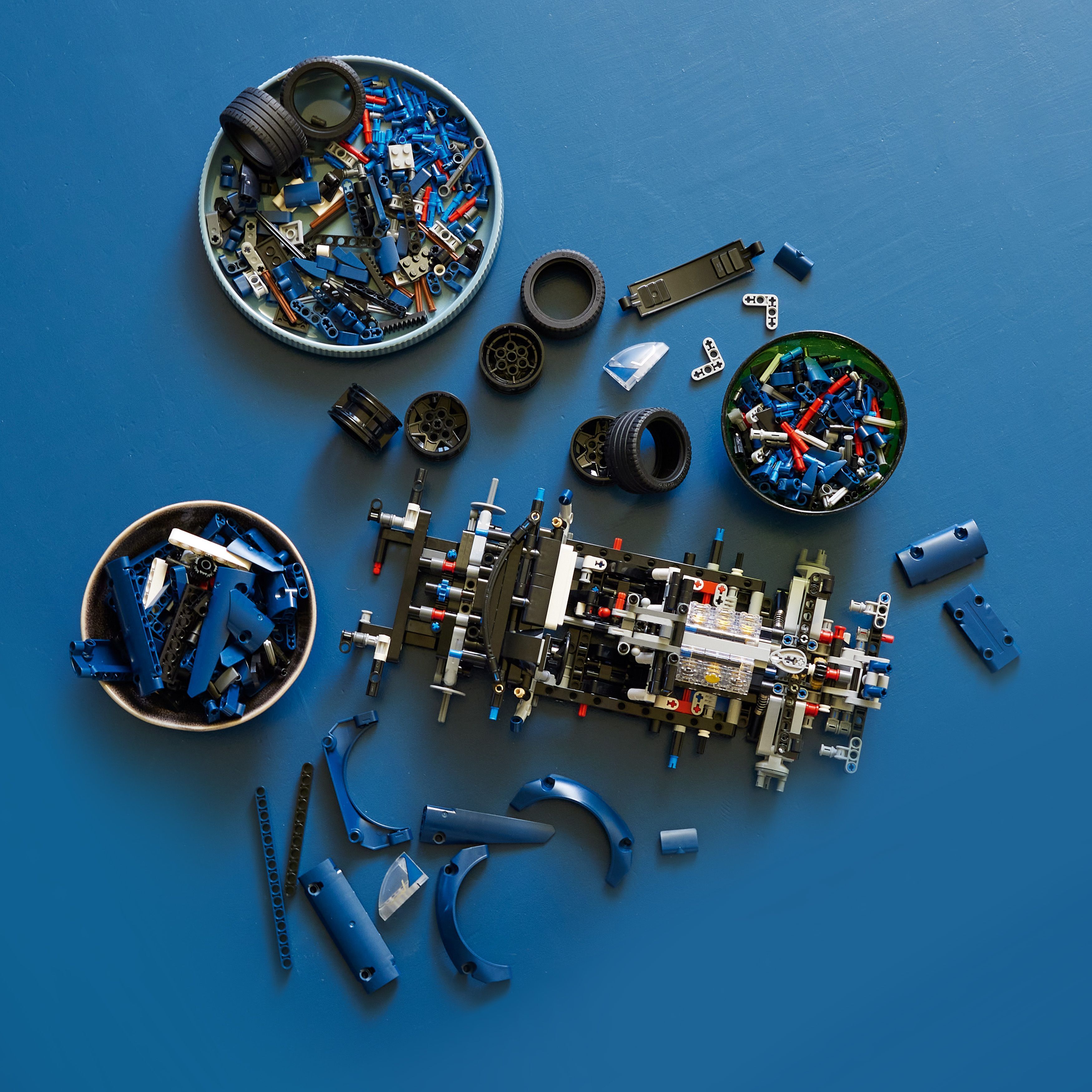 LEGO 42154 Technic Ford GT 2022фото6