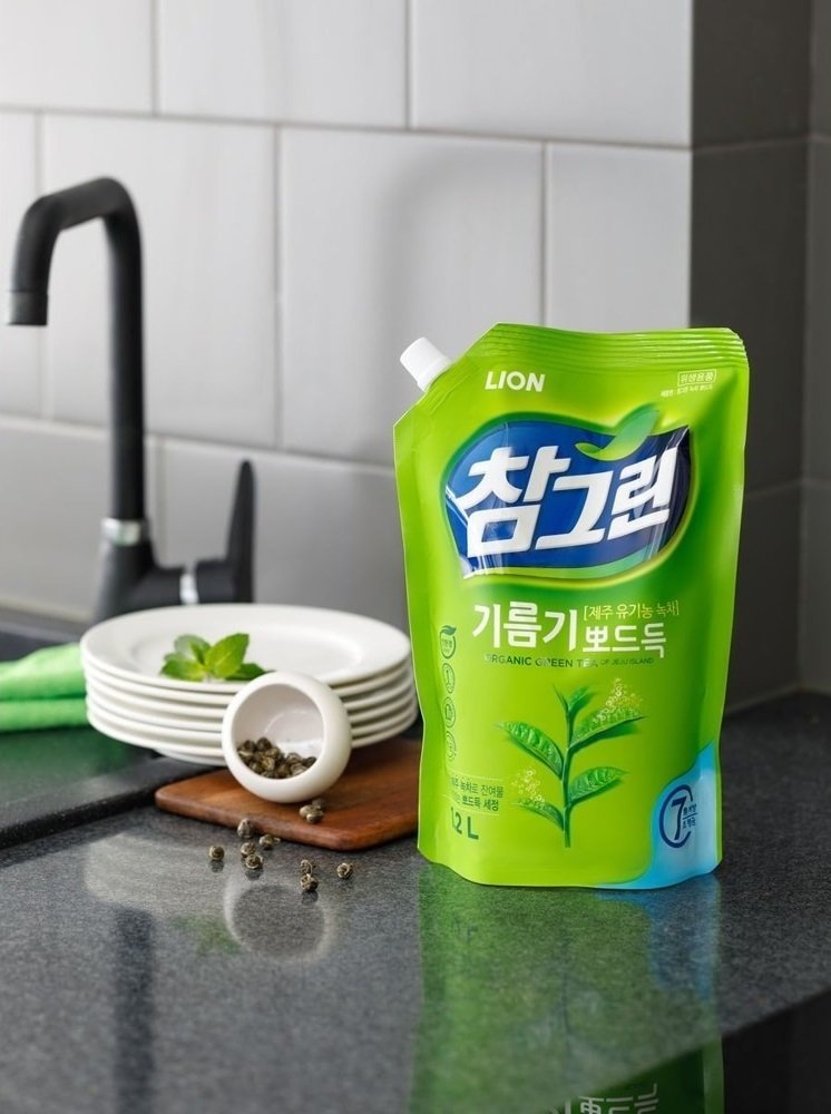Средство для мытья посуды Lion Зеленый чай дойпак 1,2л фото 3