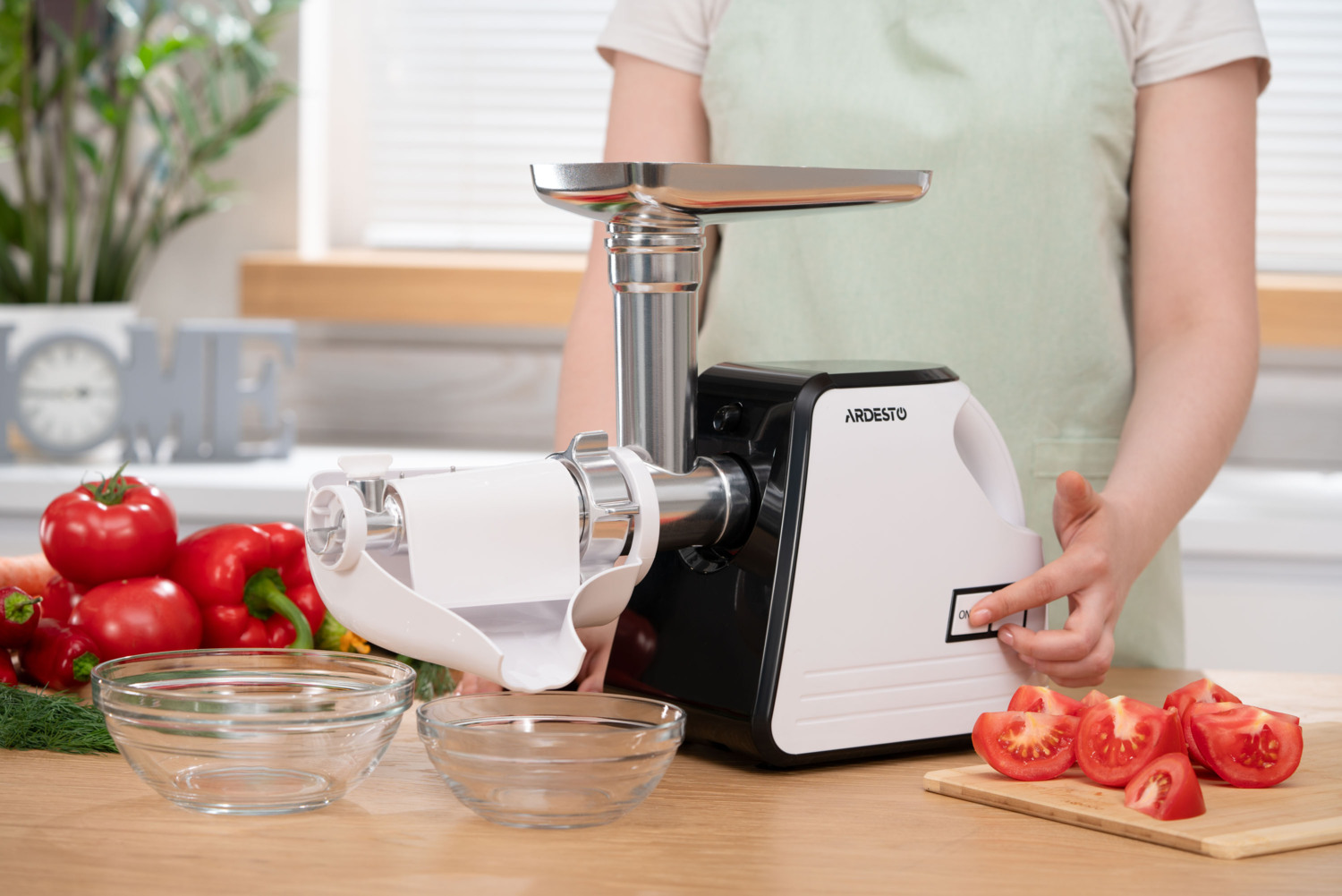 М'ясорубка ARDESTO MGA-2300Wфото