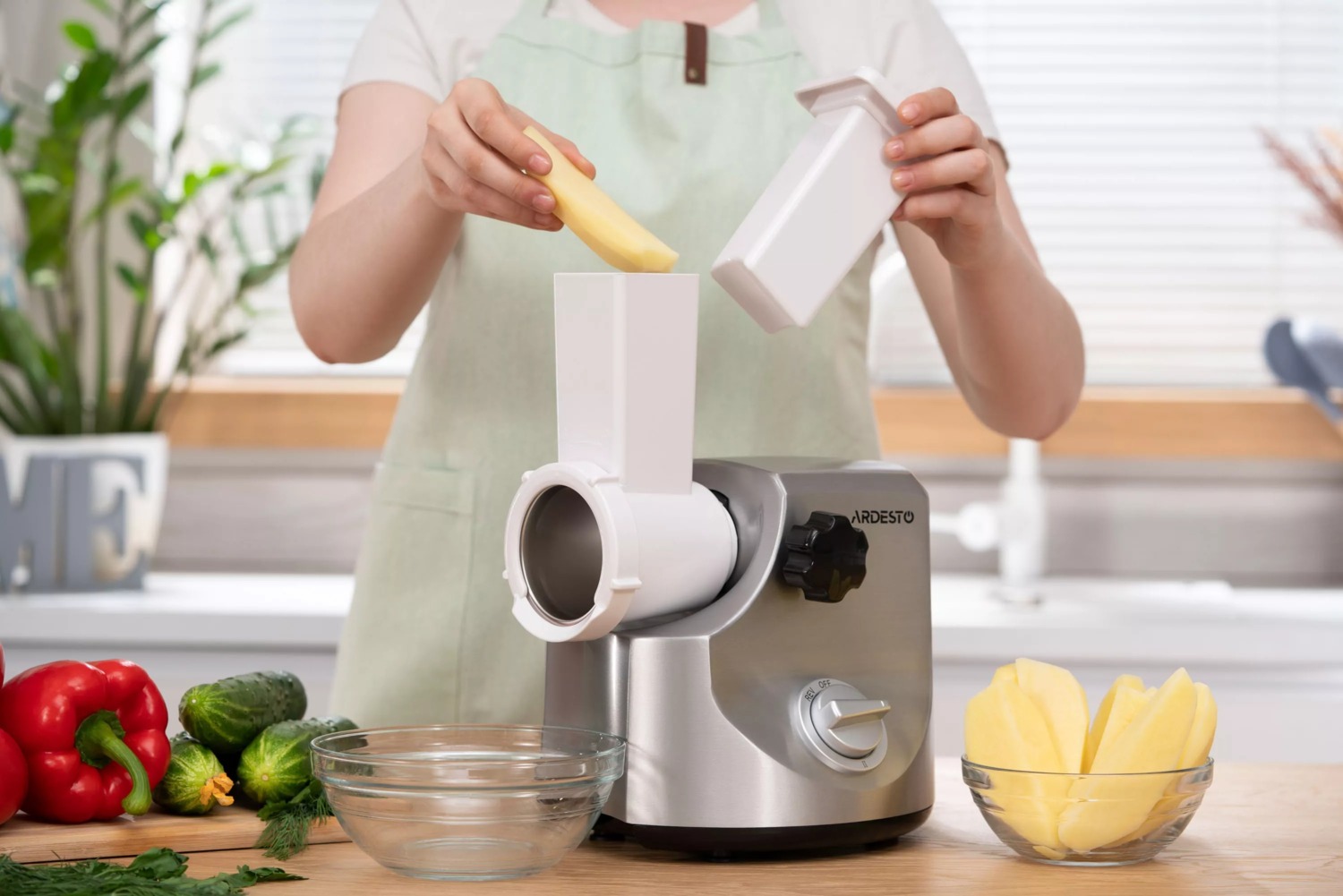 М'ясорубка ARDESTO MGA-3000Wфото