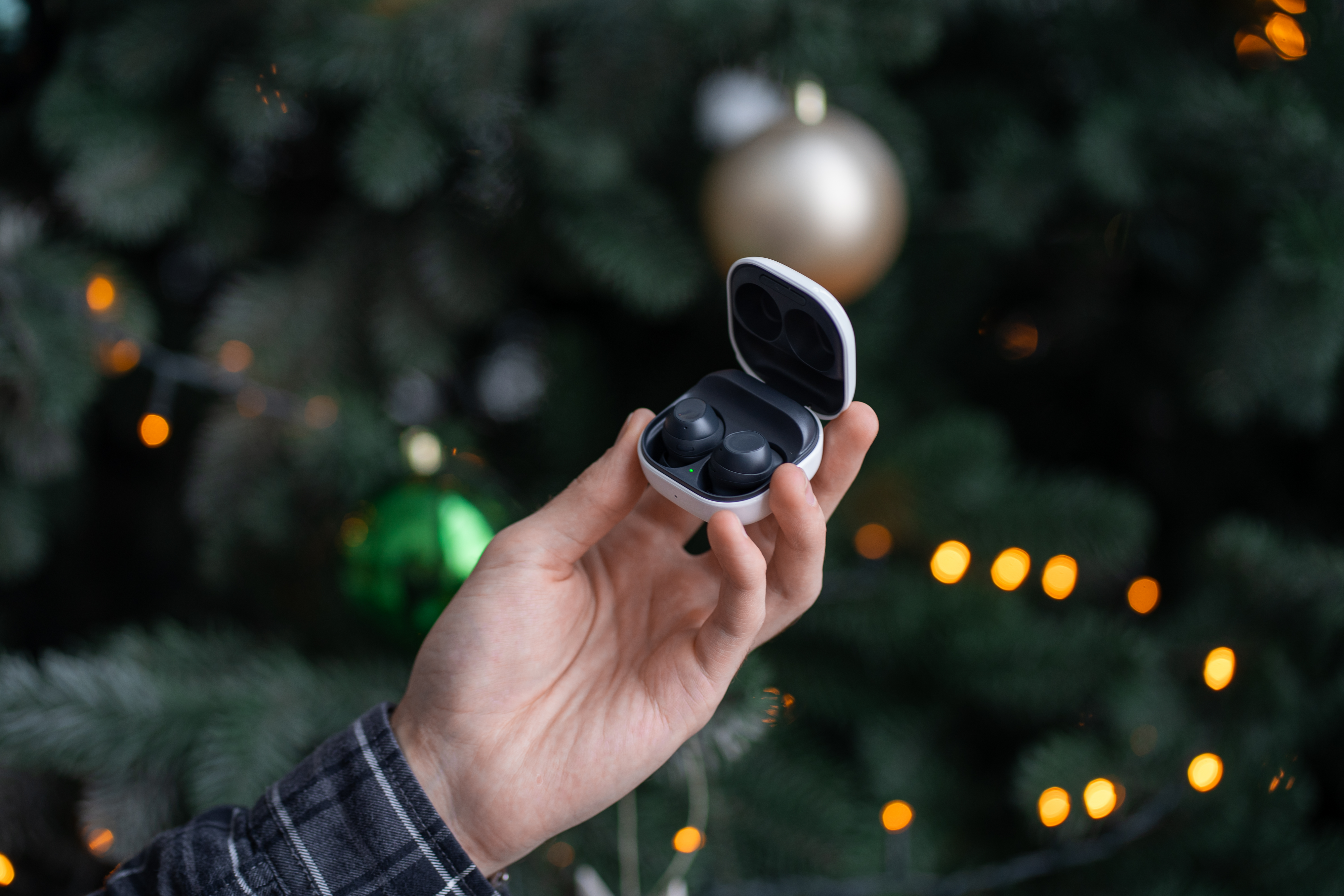 Наушники Bluetooth Samsung Galaxy Buds FE Graphite (SM-R400NZAASEK) фото 11