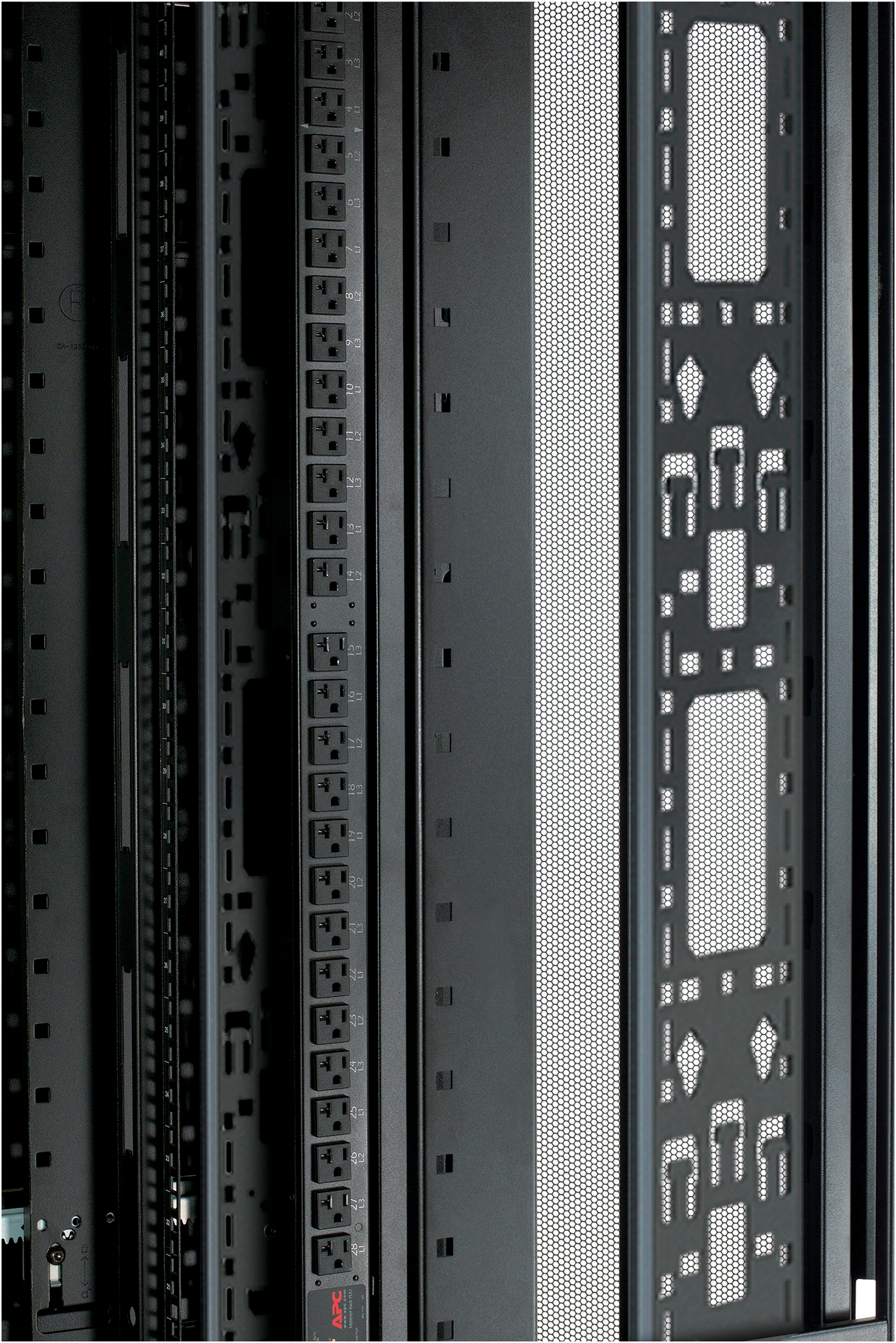 Шкаф APC NetShelter SX 42U (600x1070)мм цвет черный (AR3100) фото 10