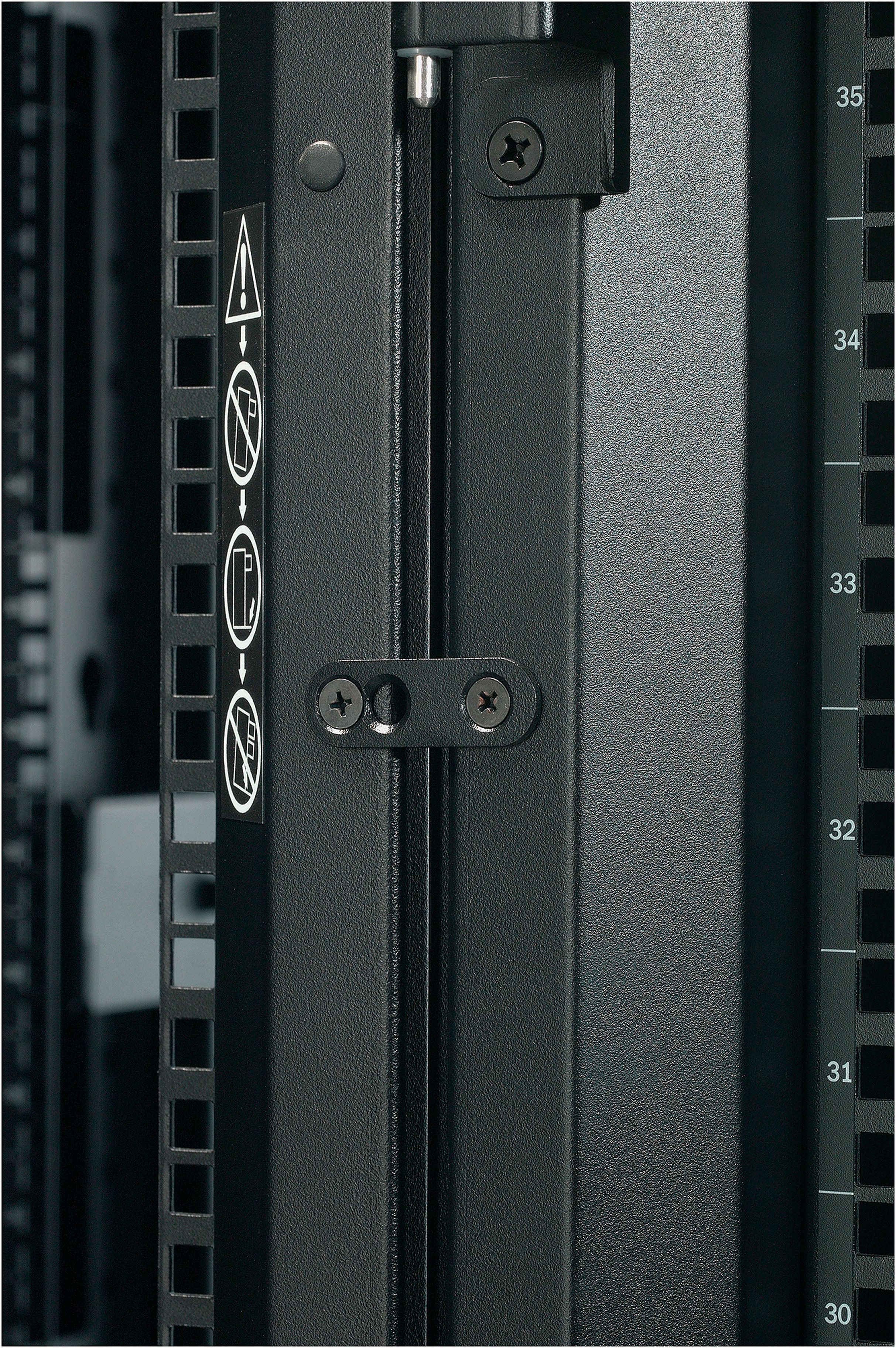 Шкаф APC NetShelter SX 42U (600x1070)мм цвет черный (AR3100) фото 14