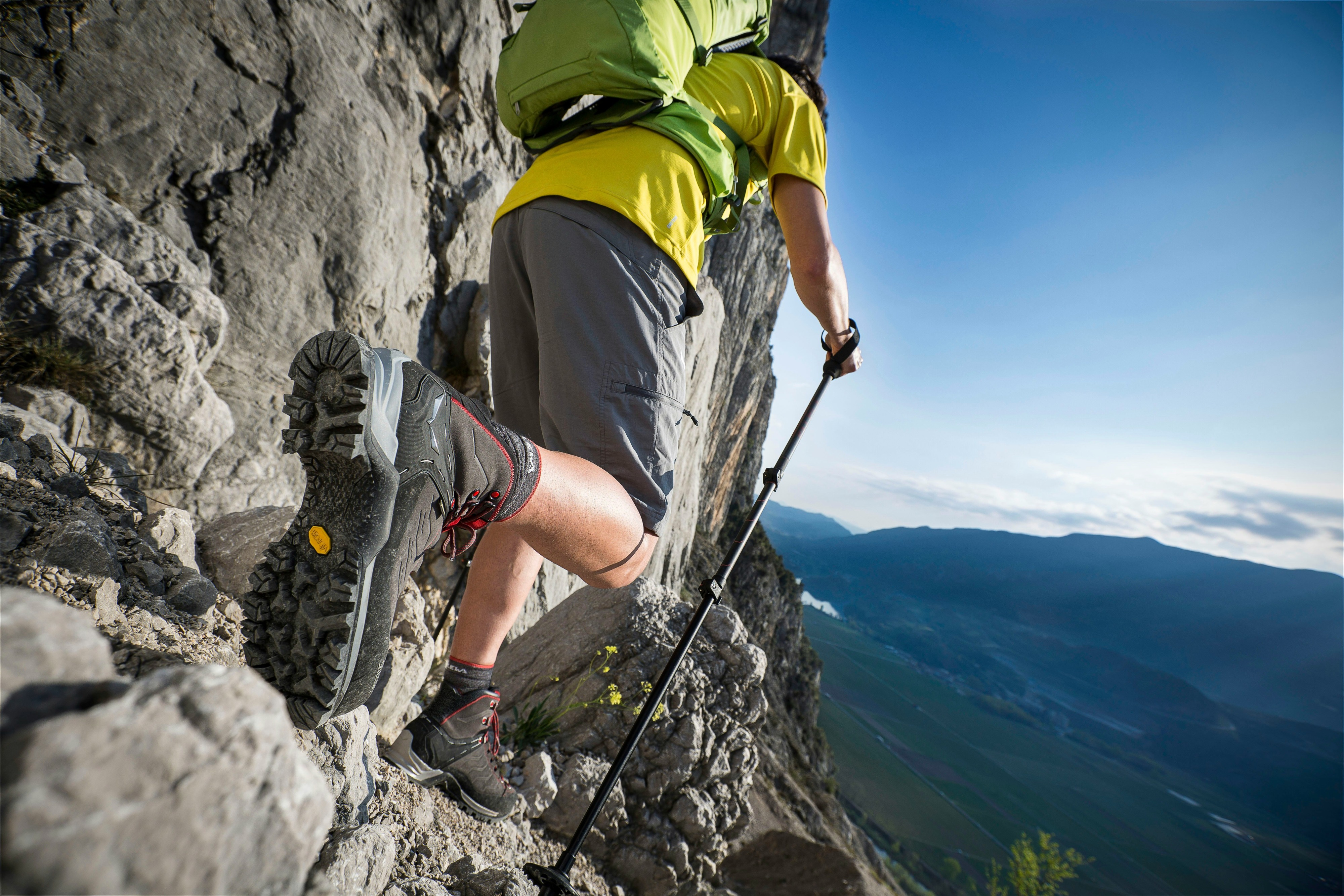 Черевики чоловічі Salewa MS MTN Trainer MID GTX 63458 4720 42 сірі/червоніфото