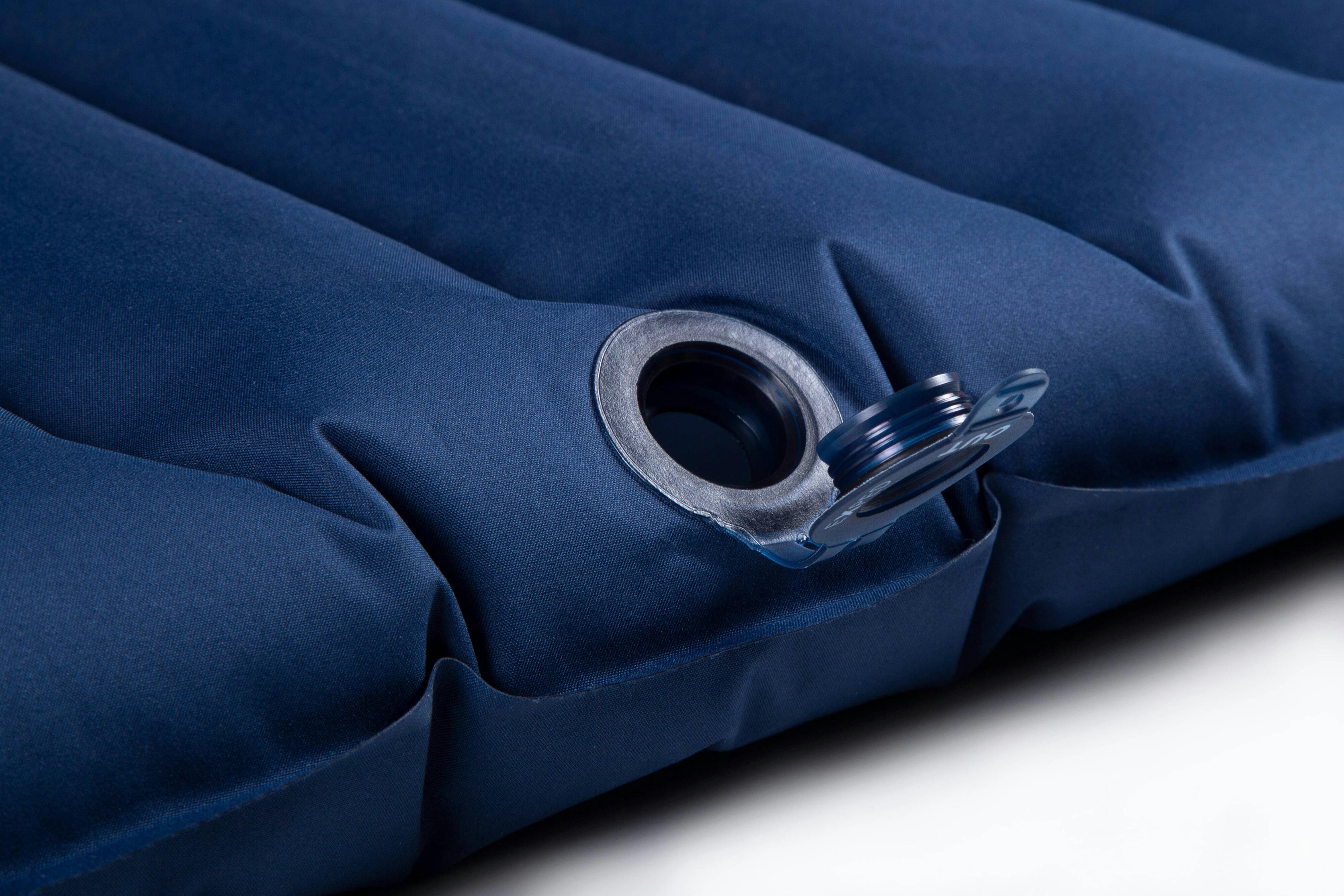 Надувной коврик Exped Versa 2R M navy - синий фото 7