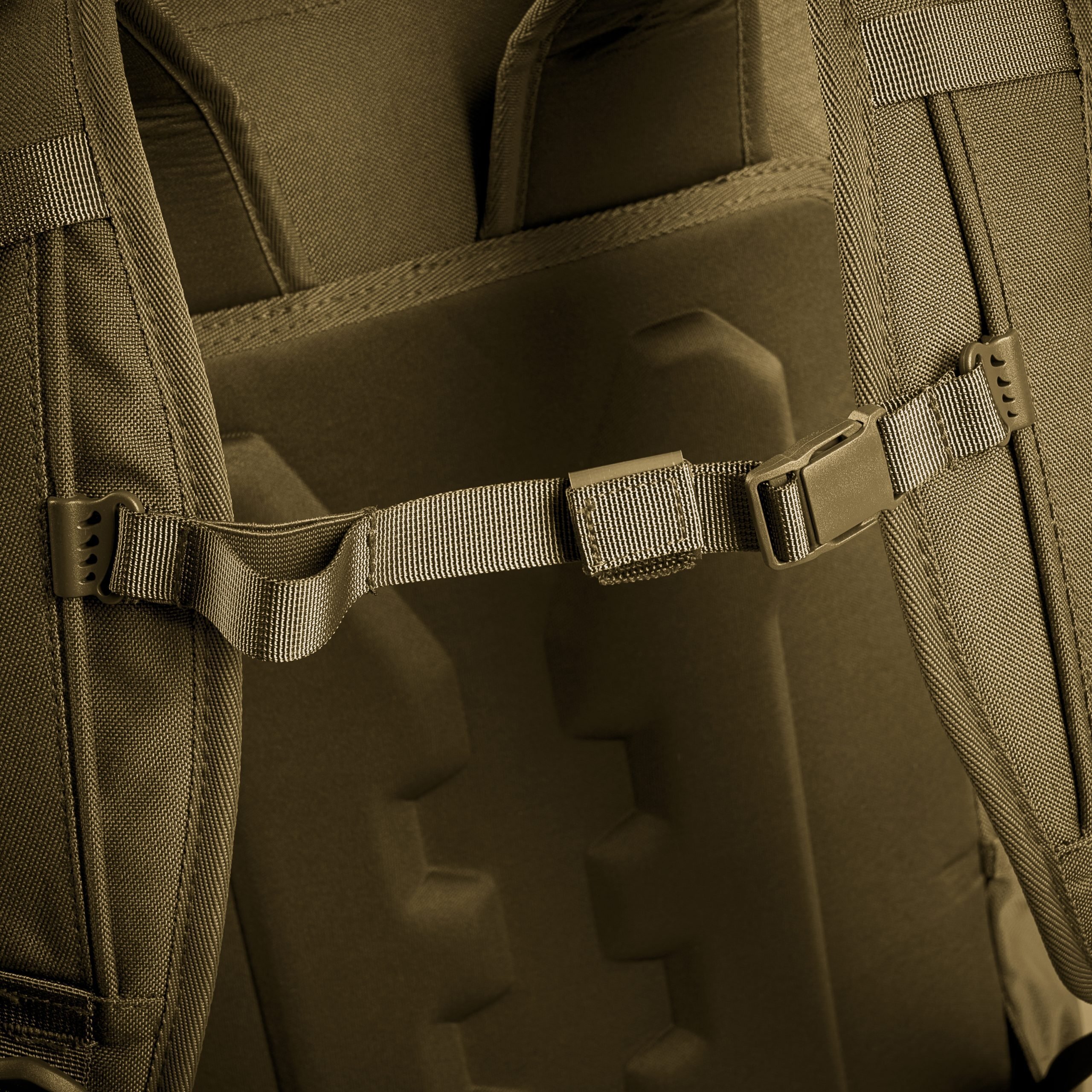 Рюкзак тактичний Highlander Stoirm Backpack 25л Coyote Tan (TT187-CT)фото7