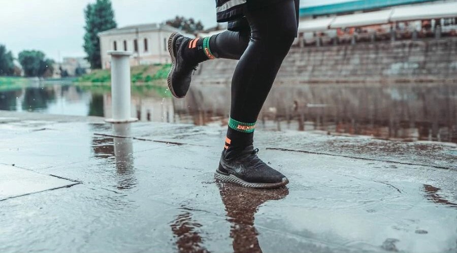 Шкарпетки водонепроникні Dexshell Running, pp L, з оранжевими смугамифото8