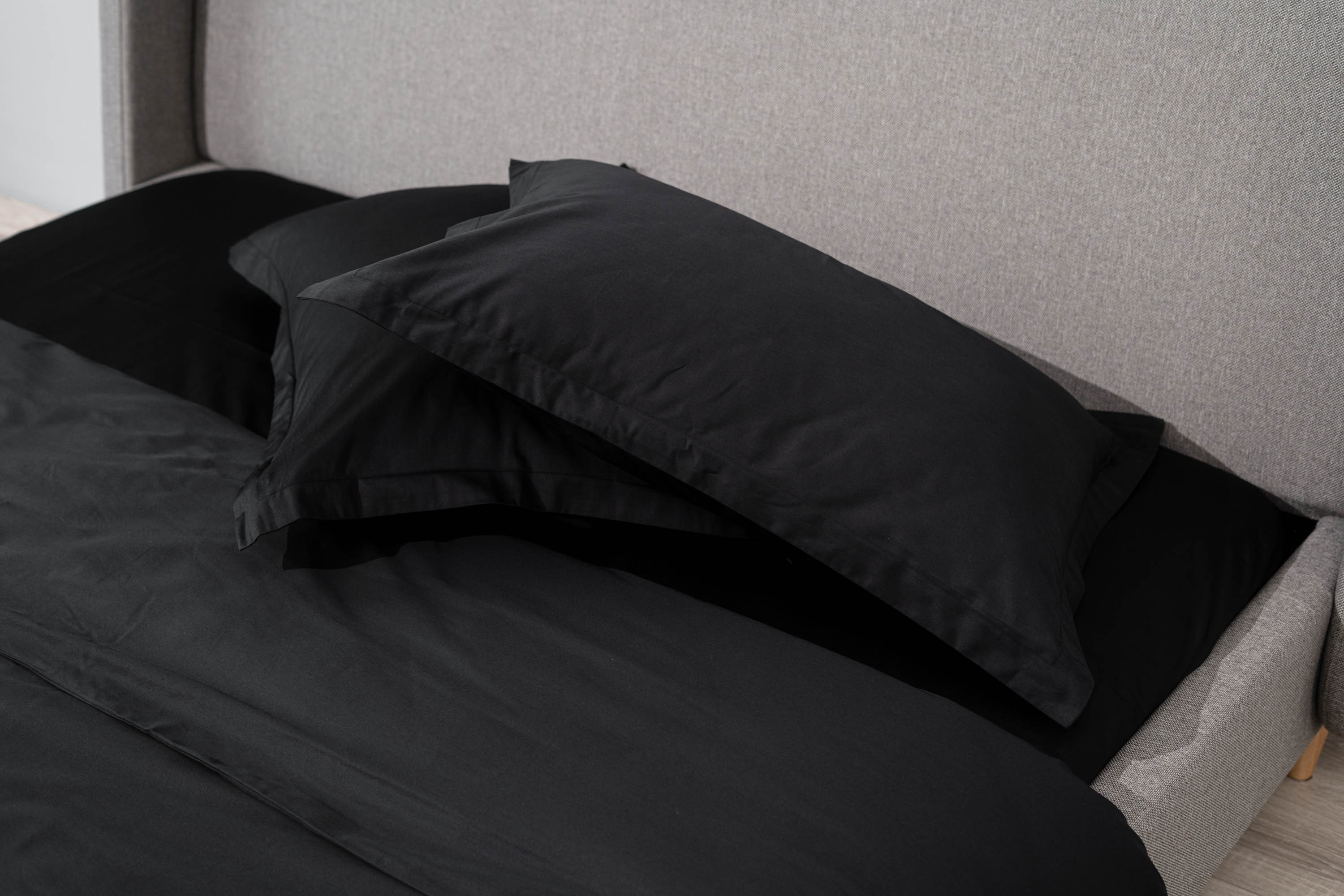 Набір постільної білизни 2,0сп ARDESTO Mix&amp;Match, підковдра 200х220см, 100% бавовна, сатин, чорний (ART2022SL)фото