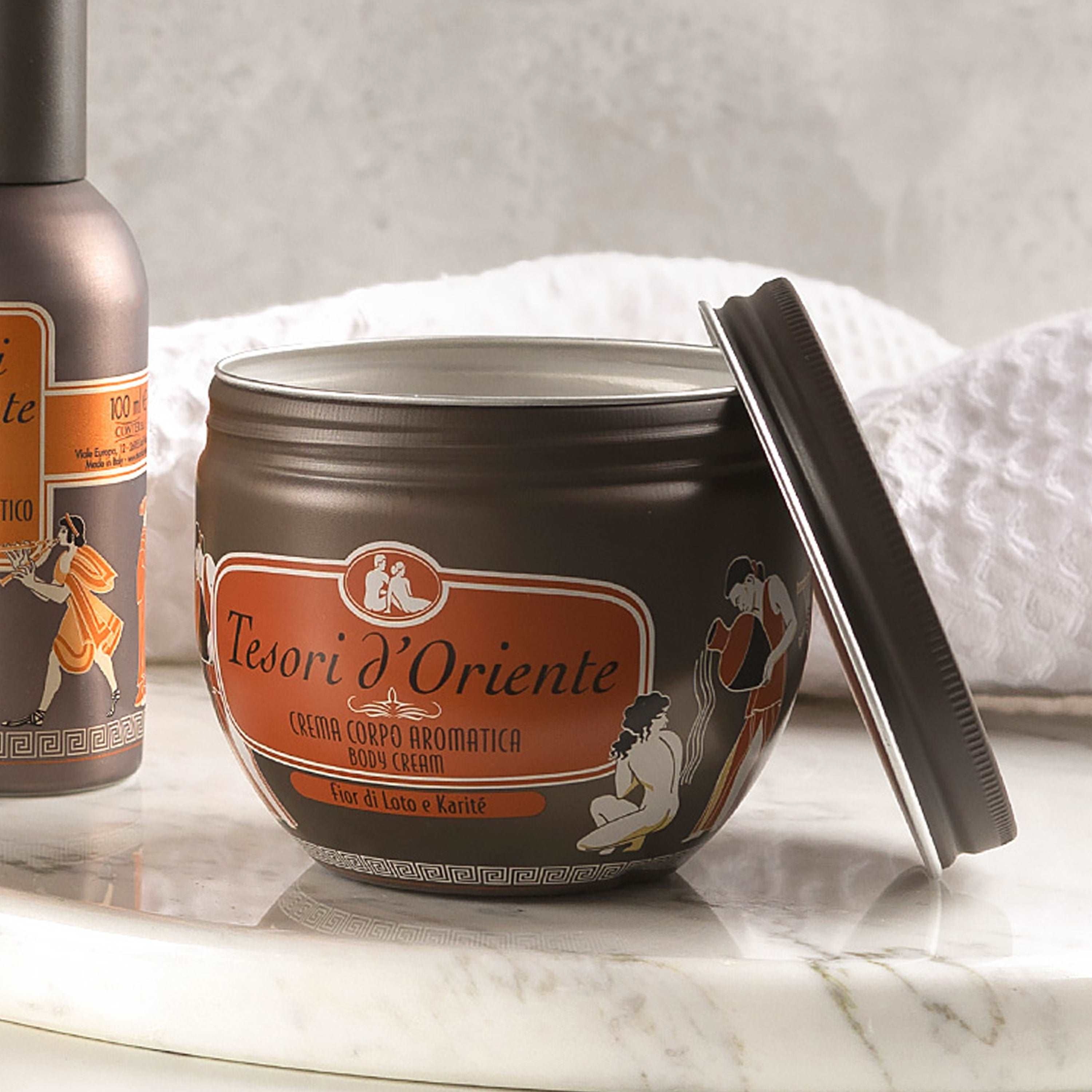 Крем для тіла Tesori d'Oriente Квітка лотосу та олія ши 300млфото