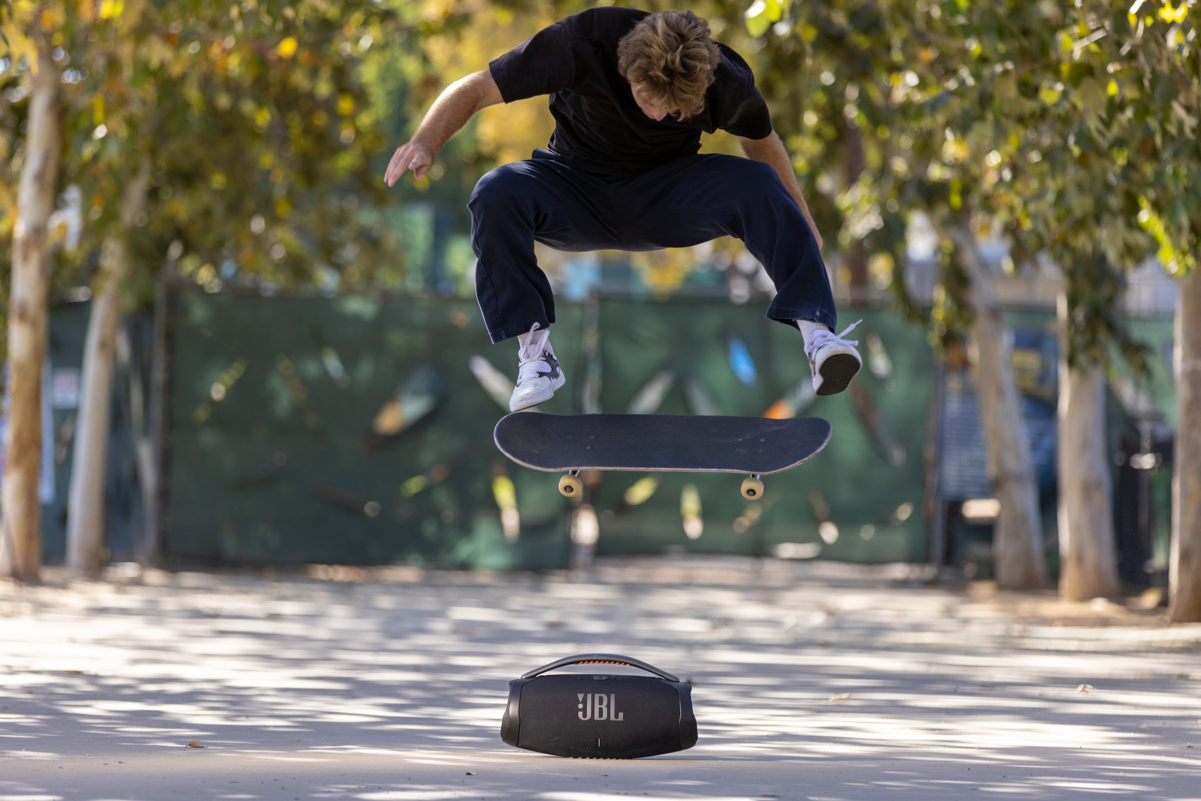 Портативная акустика JBL Boombox 3 Squad (JBLBOOMBOX3SQUADEP) фото 30