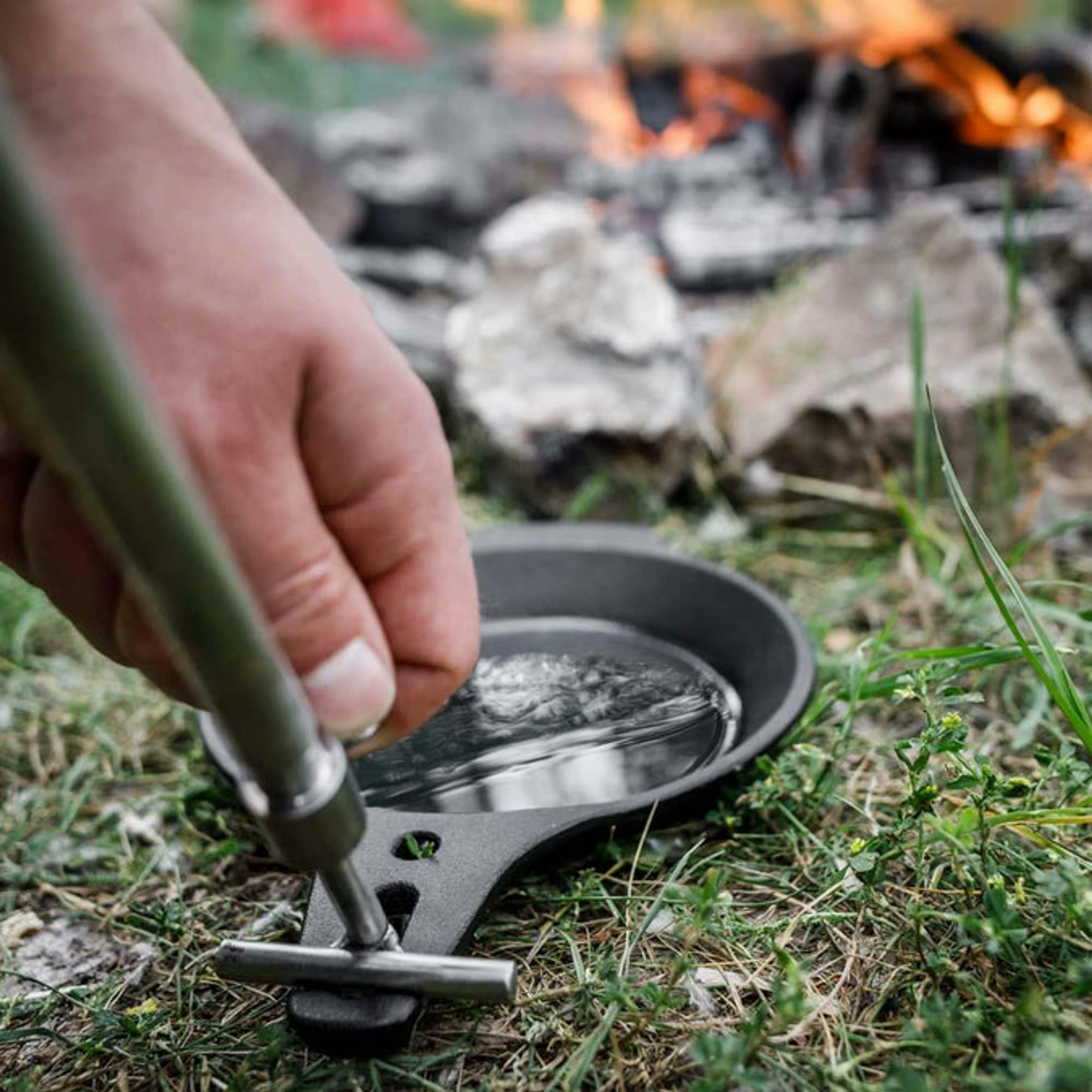 Сковорода чугунная для костра Petromax Cast-Iron Campfire Pan фото 8