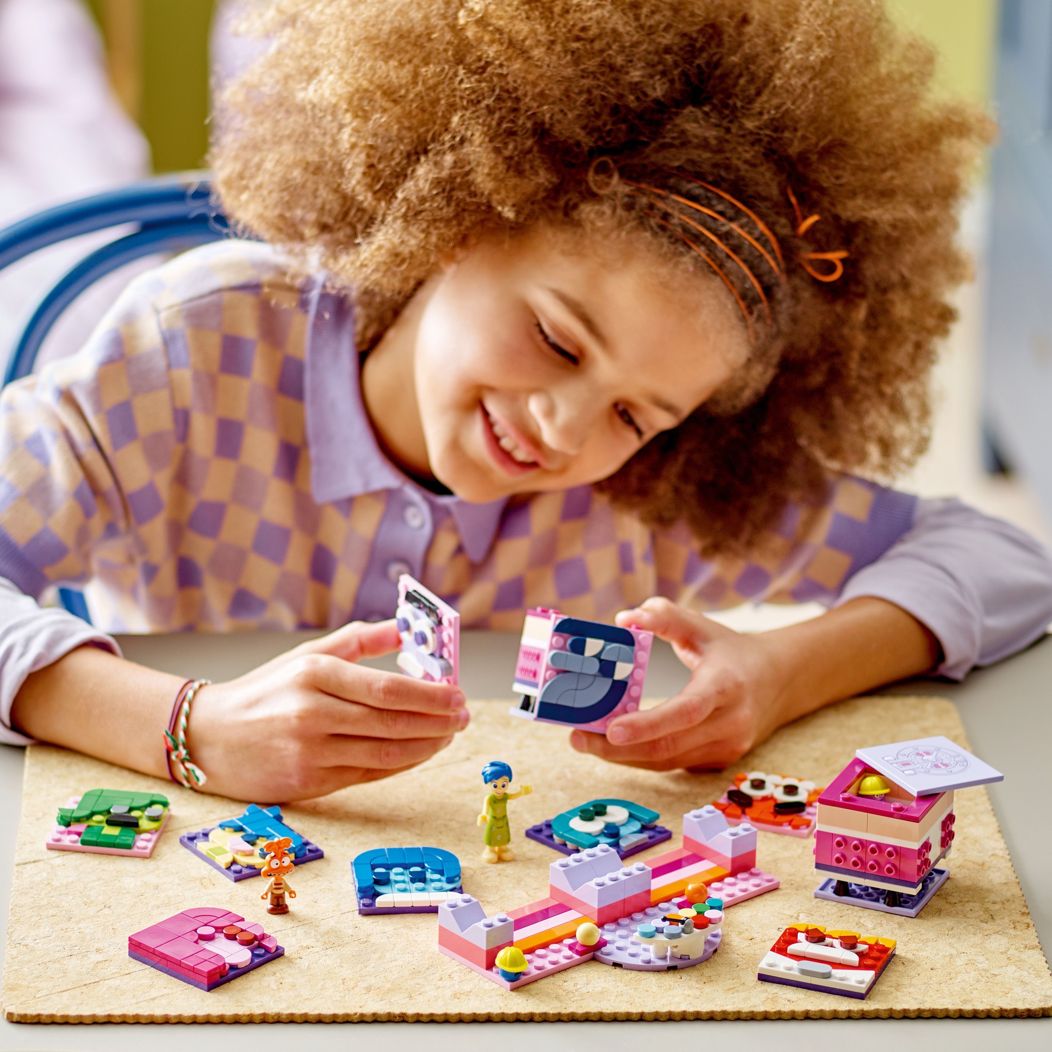 LEGO 43248 Disney Кубики эмоций с Мыслями наизнанку 2 от Pixar фото