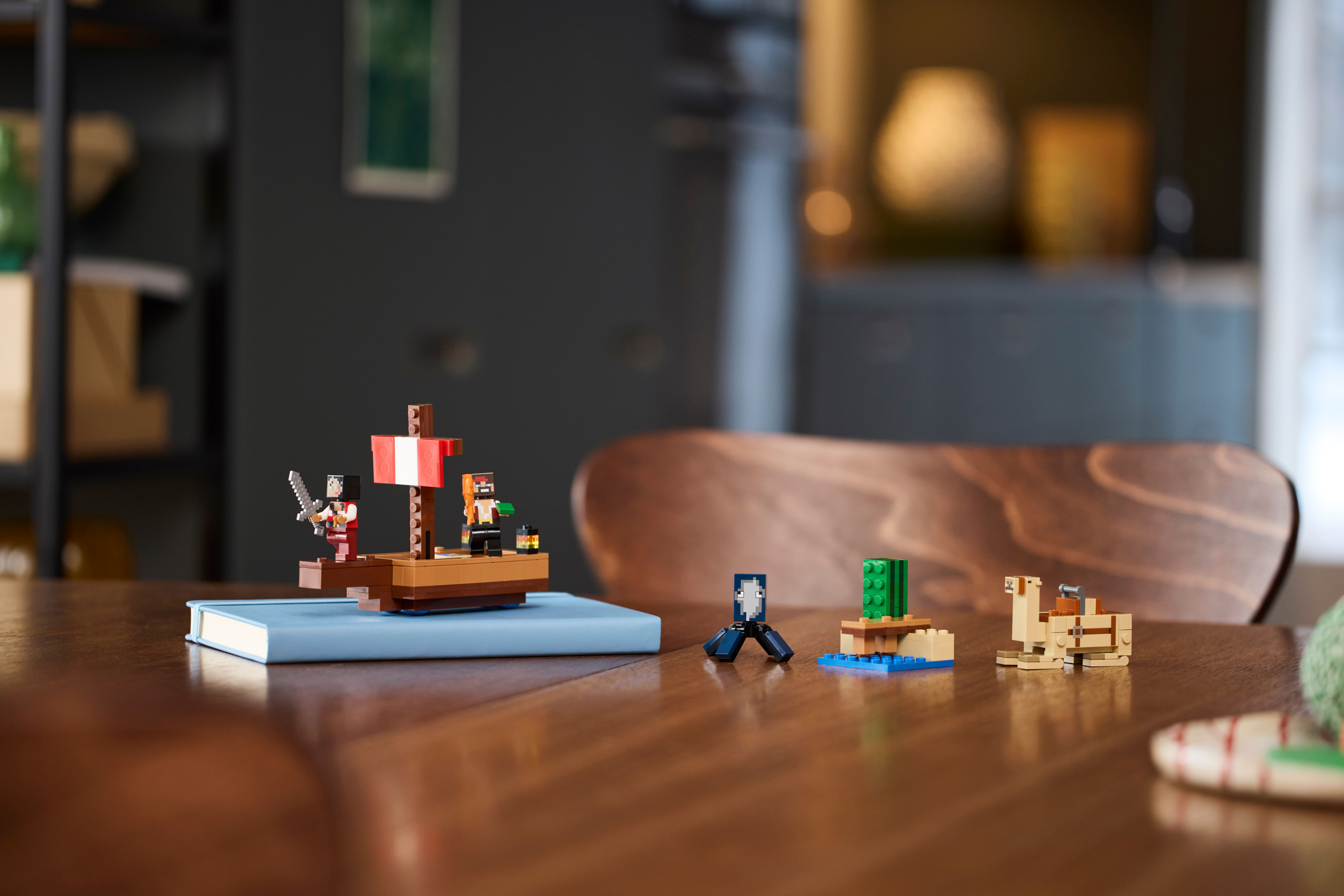 Конструктор LEGO 21259- Minecraft Путешествие на пиратском корабле фото 22