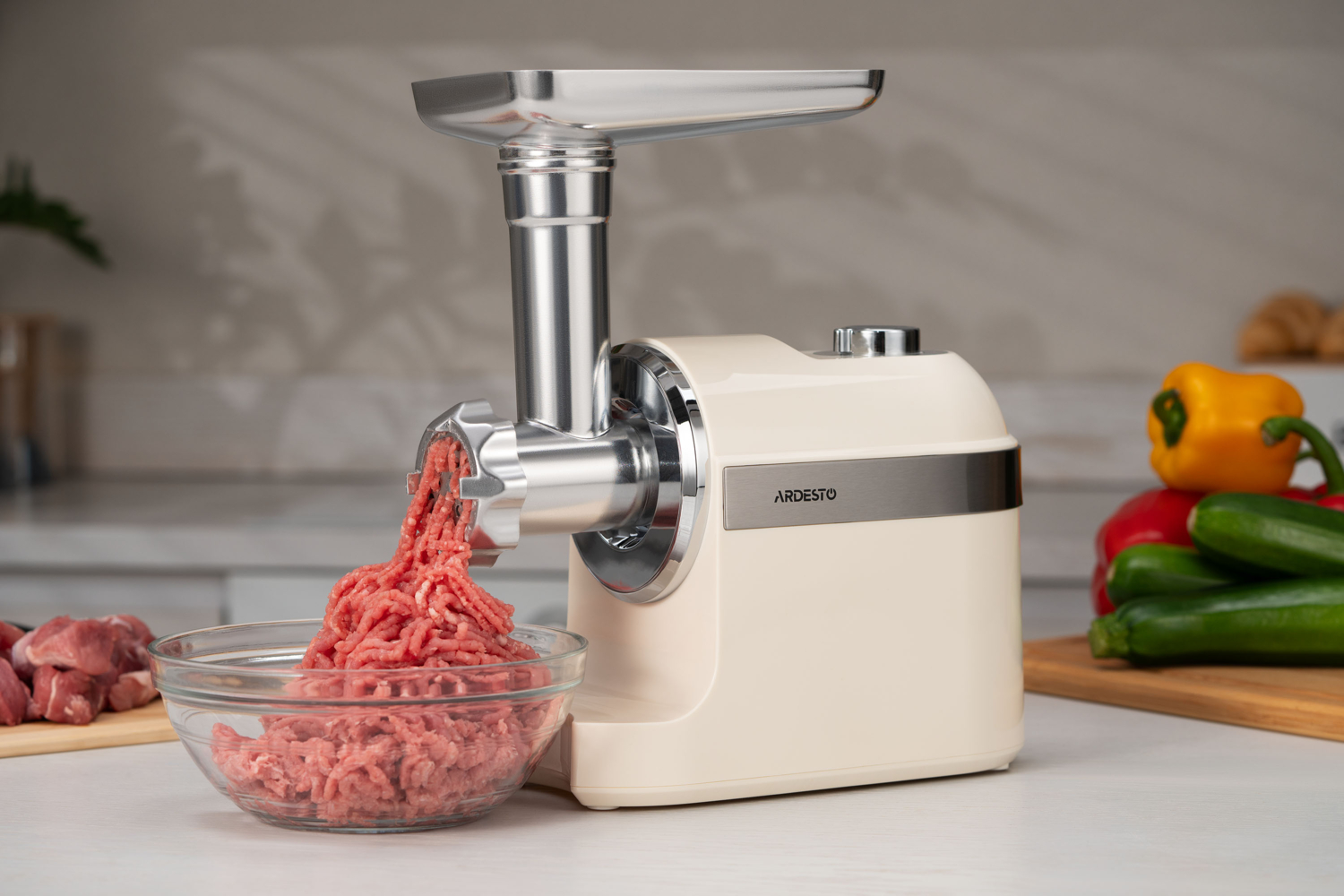 М'ясорубка ARDESTO MGK-1800BGфото