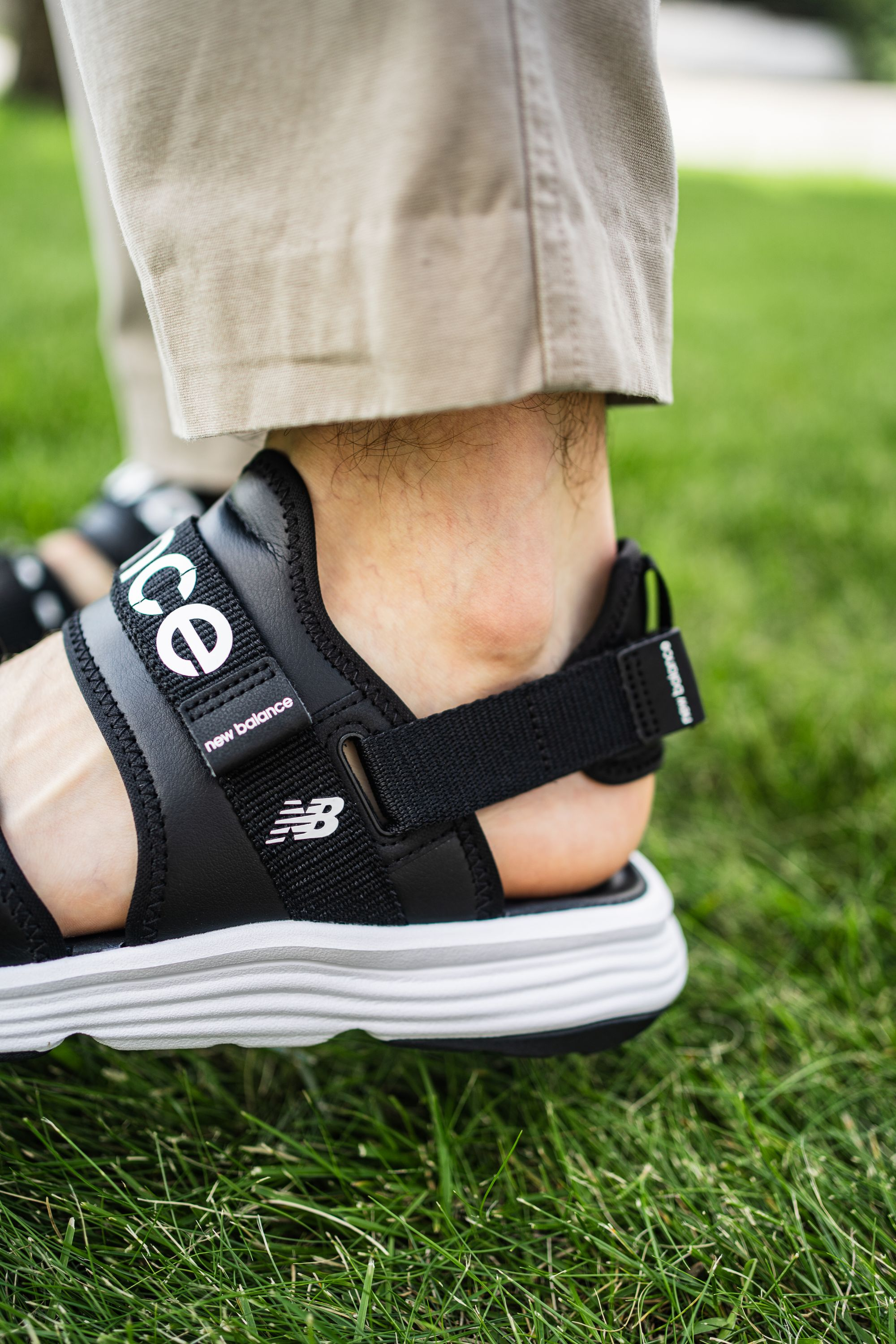 Сандали New Balance 750 SUA750A3 37,5 (5 US) черные фото 