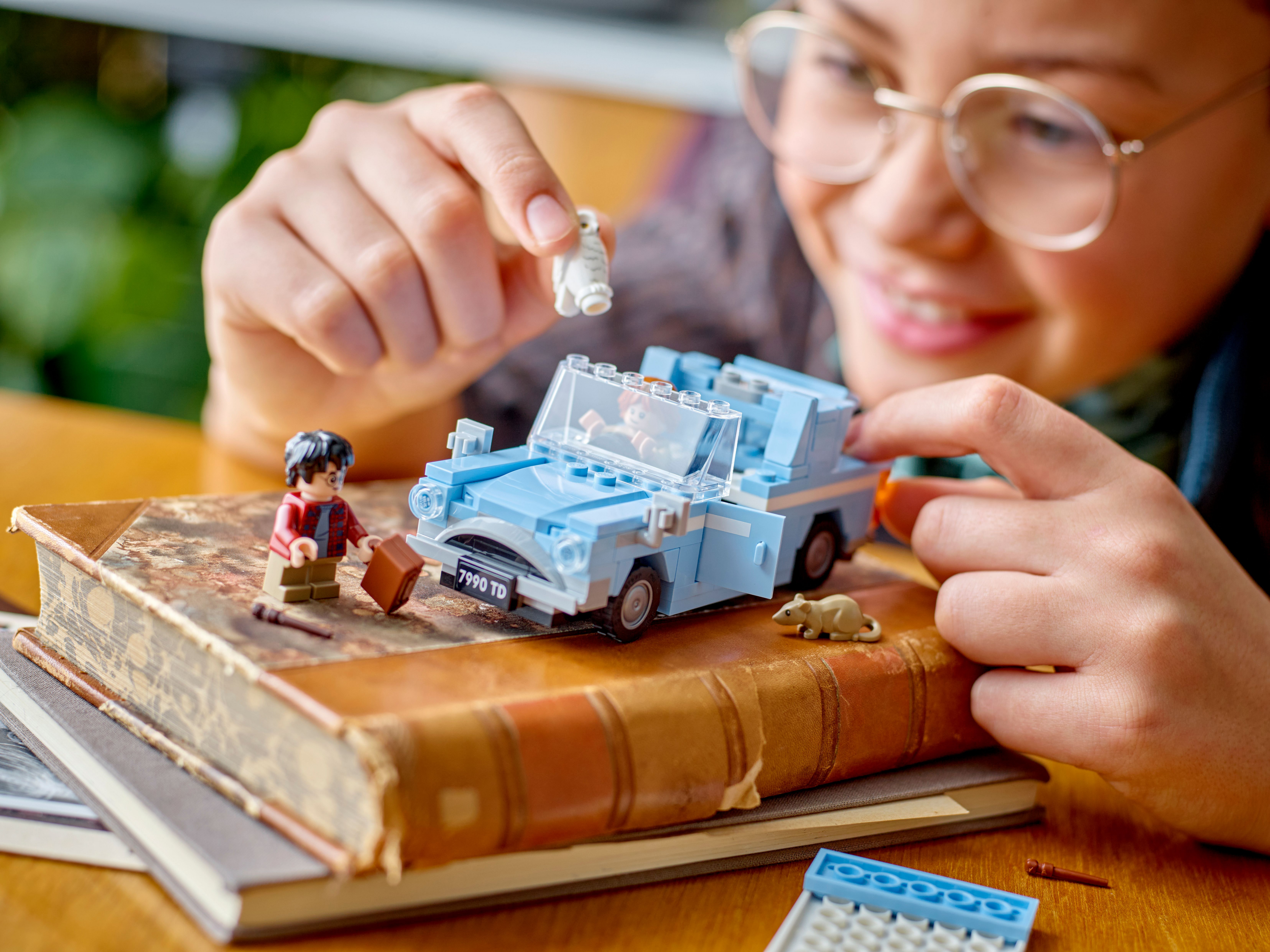 LEGO 76424 Harry Potter Летючий Форд «Англія»фото13