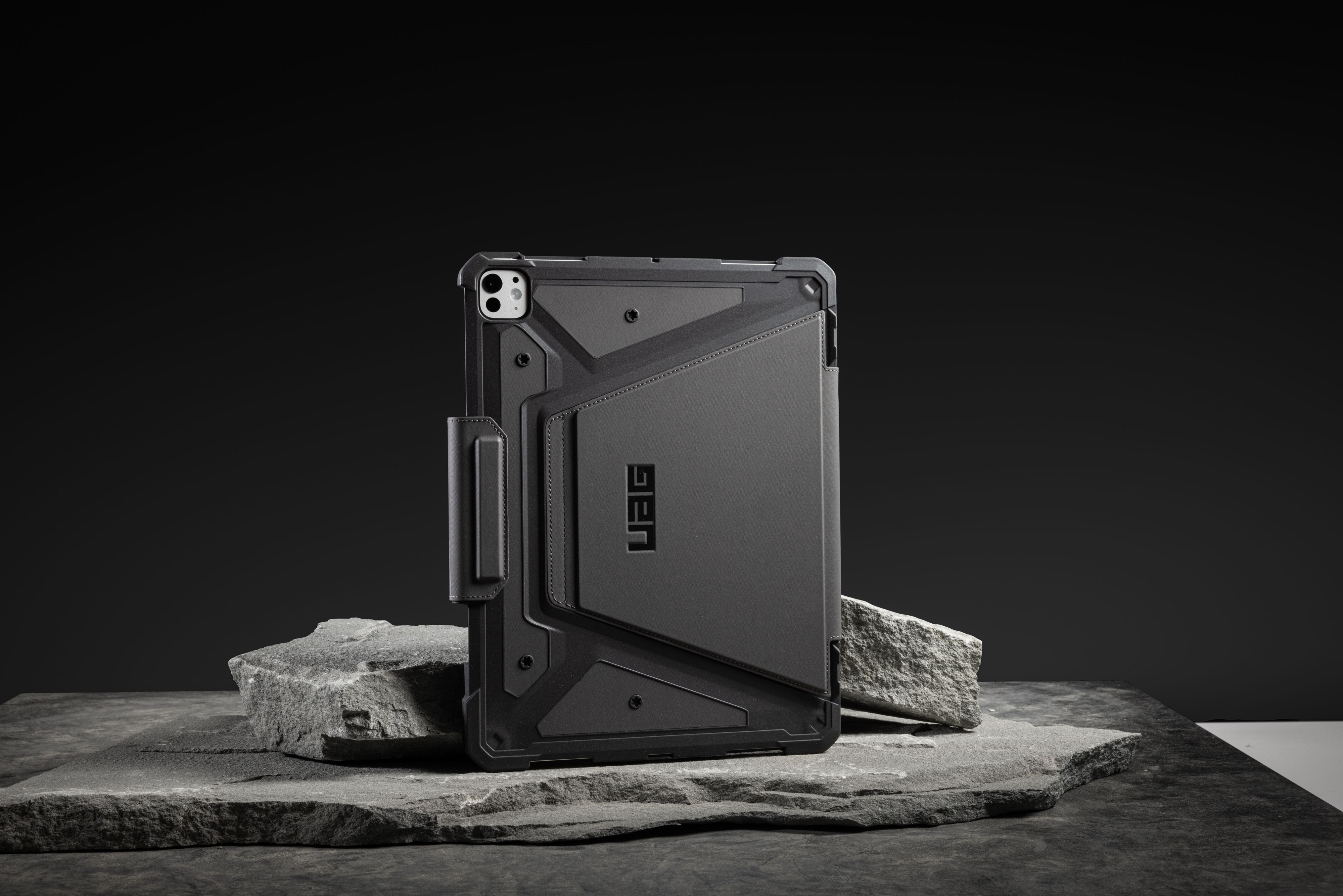 Чехол UAG для iPad Pro 11"(Gen 5, 2024) Metropolis SE Black (124475114040) фото 13
