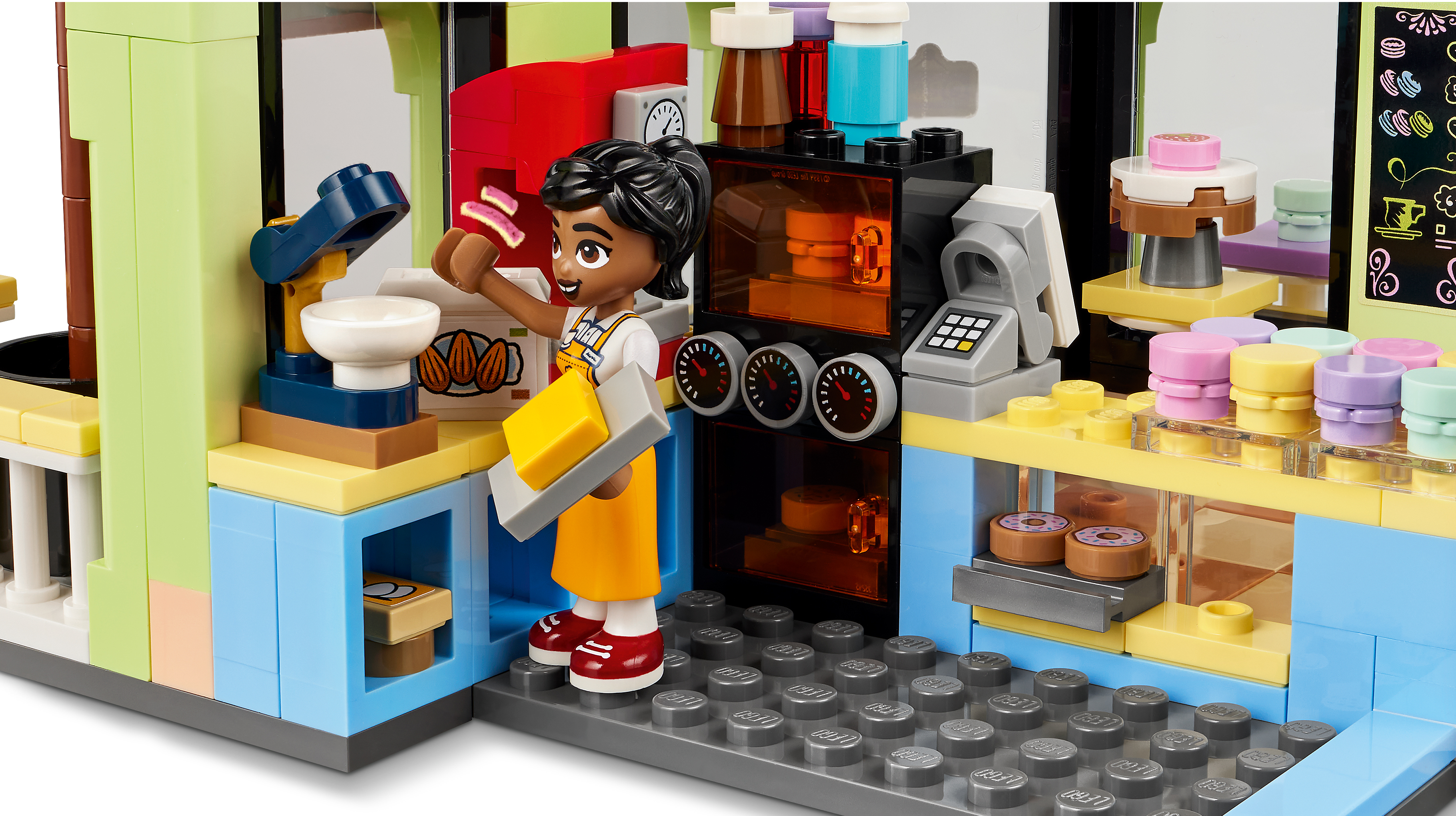 Конструктор LEGO Friends Кофейня Хартлейк-Сити 42618 фото 7