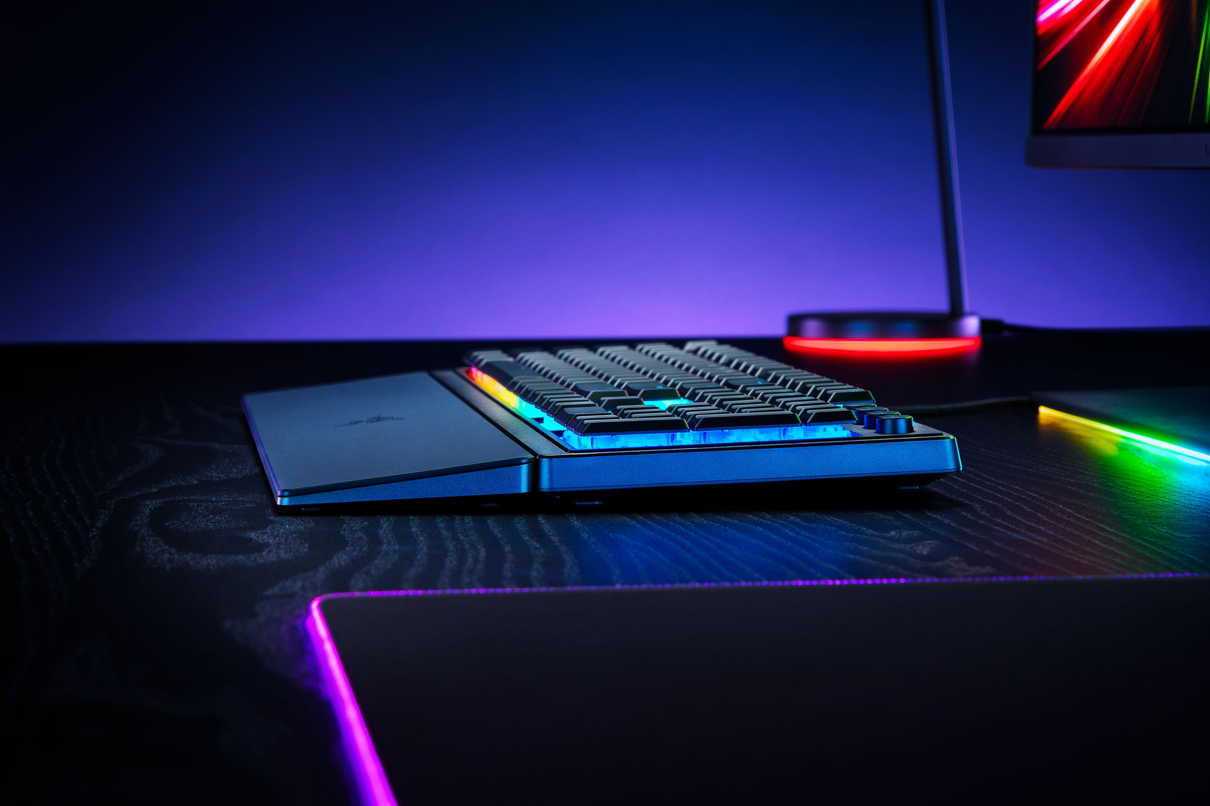 Игровая клавиатура Razer Ornata V3 RGB Mecha-Membrane UKR (RZ03-04462100-R371) фото 16