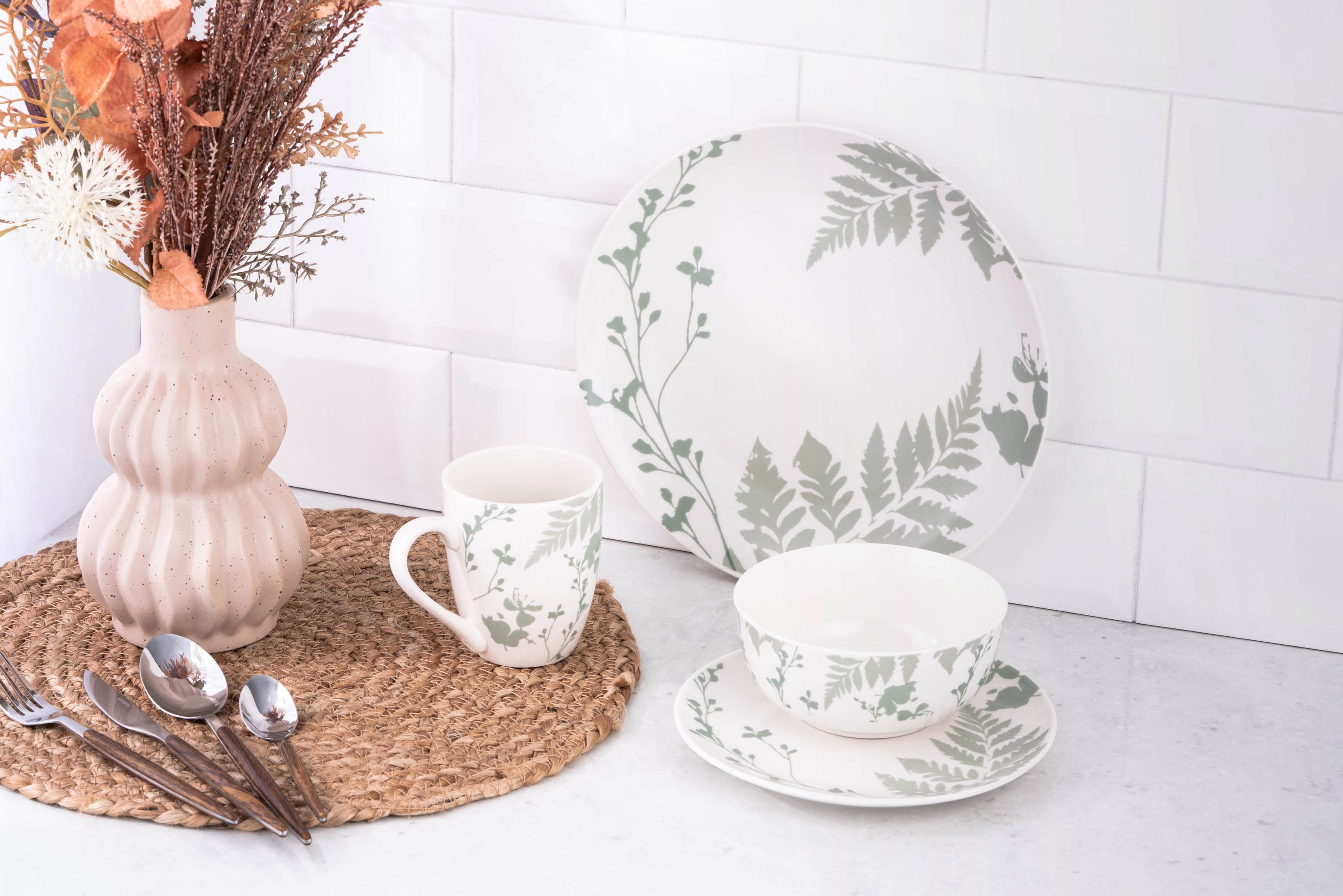 Тарілка обідня Ardesto Capri, 26.8см, біло-зелений (AR0427CWG)фото5