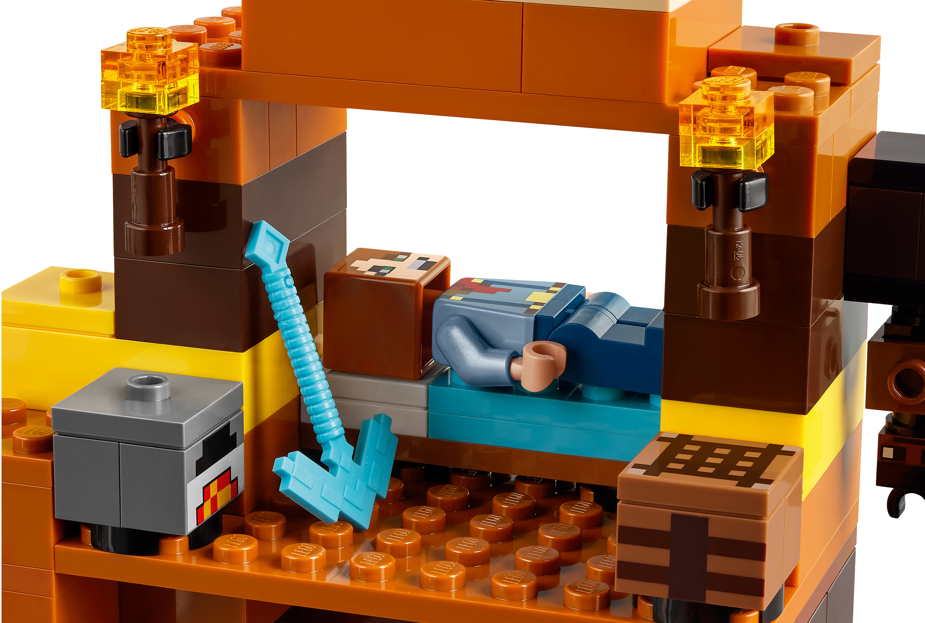 Конструктор LEGO 21263 Minecraft Покинутая шахта в бесплодных земляхфото12