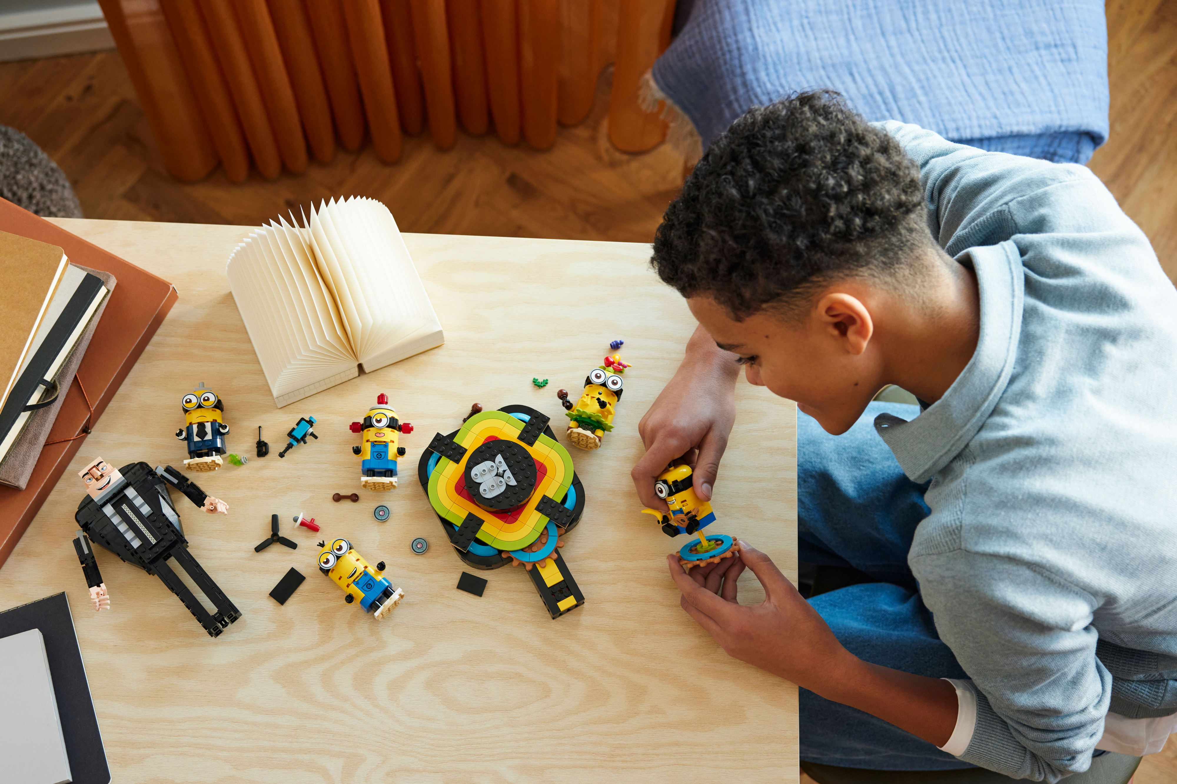 Конструктор LEGO 75582 Гру та Міньйони з кубиківфото12