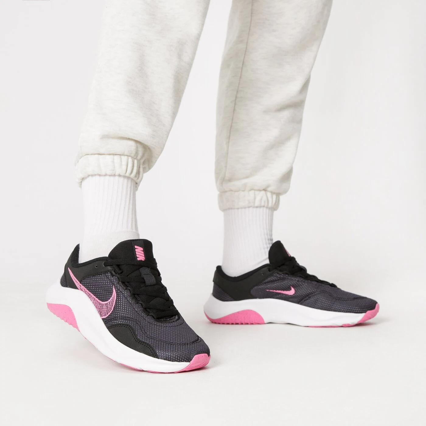 Кросівки жіночі Nike Legend Essential 3 NN DM1119-200 38.5 (7.5 US) фіолетовіфото9