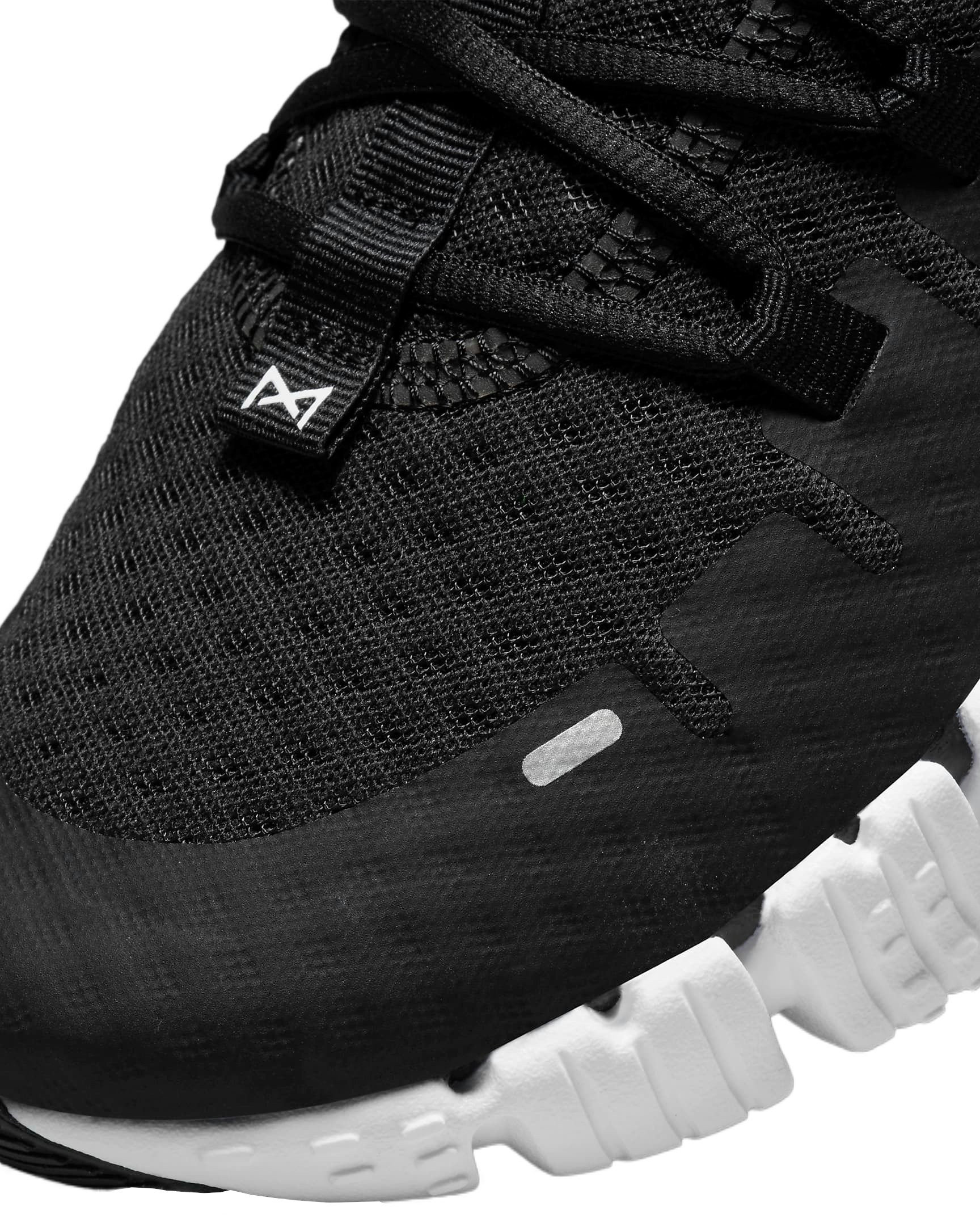 Кроссовки мужские Nike Free Metcon 5 DV3949-001 42 (8.5 US) черные фото 5