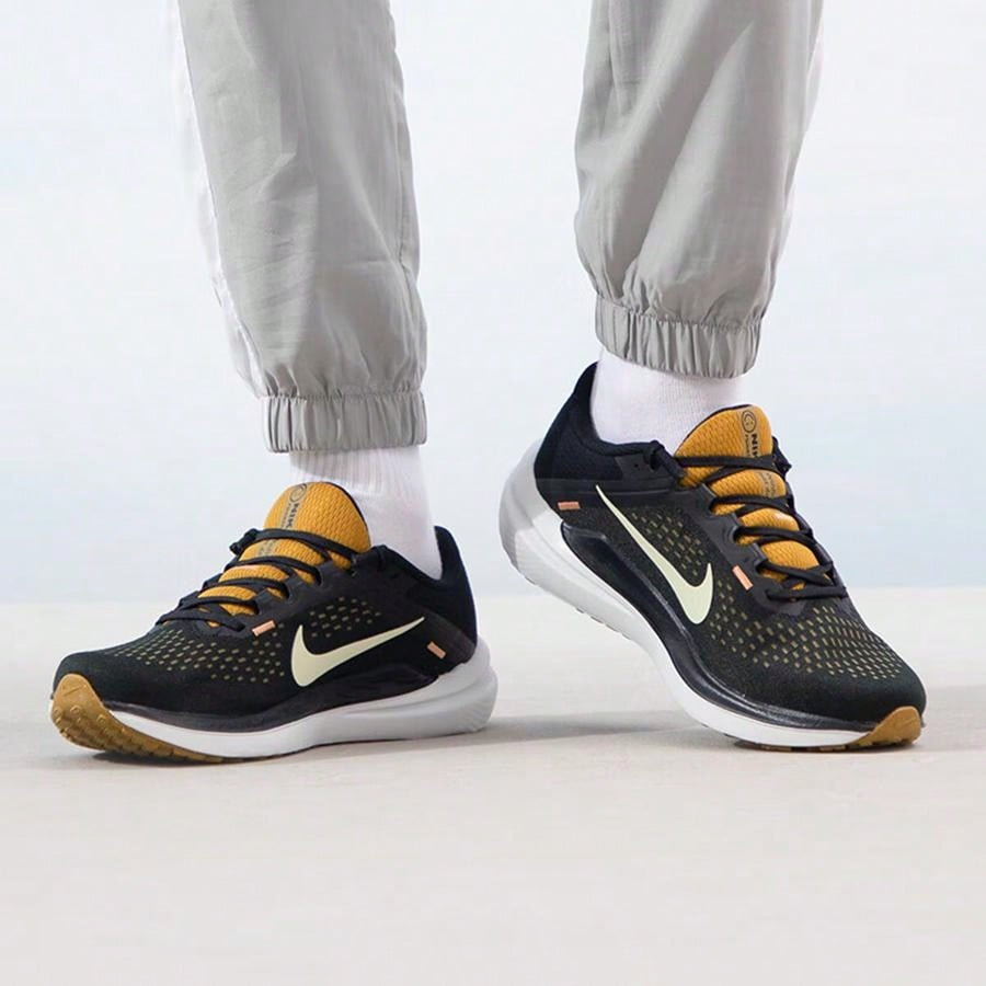 Кроссовки мужские Nike Air Winflo 10 DV4022-009 42 (8.5 US) черно-желтые фото 9