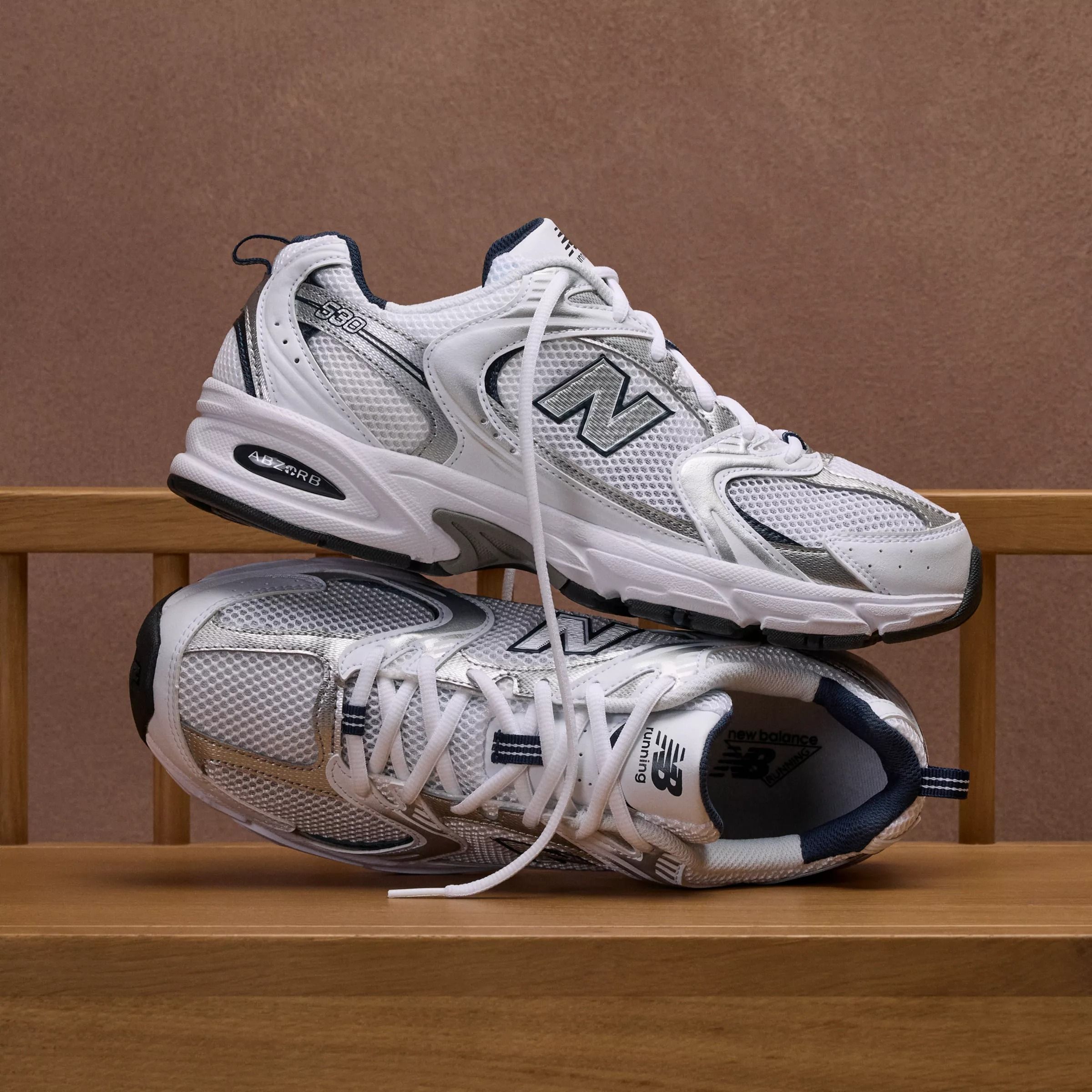 Кросівки New Balance 530 MR530SG 44 (10 US) біло-синіфото7